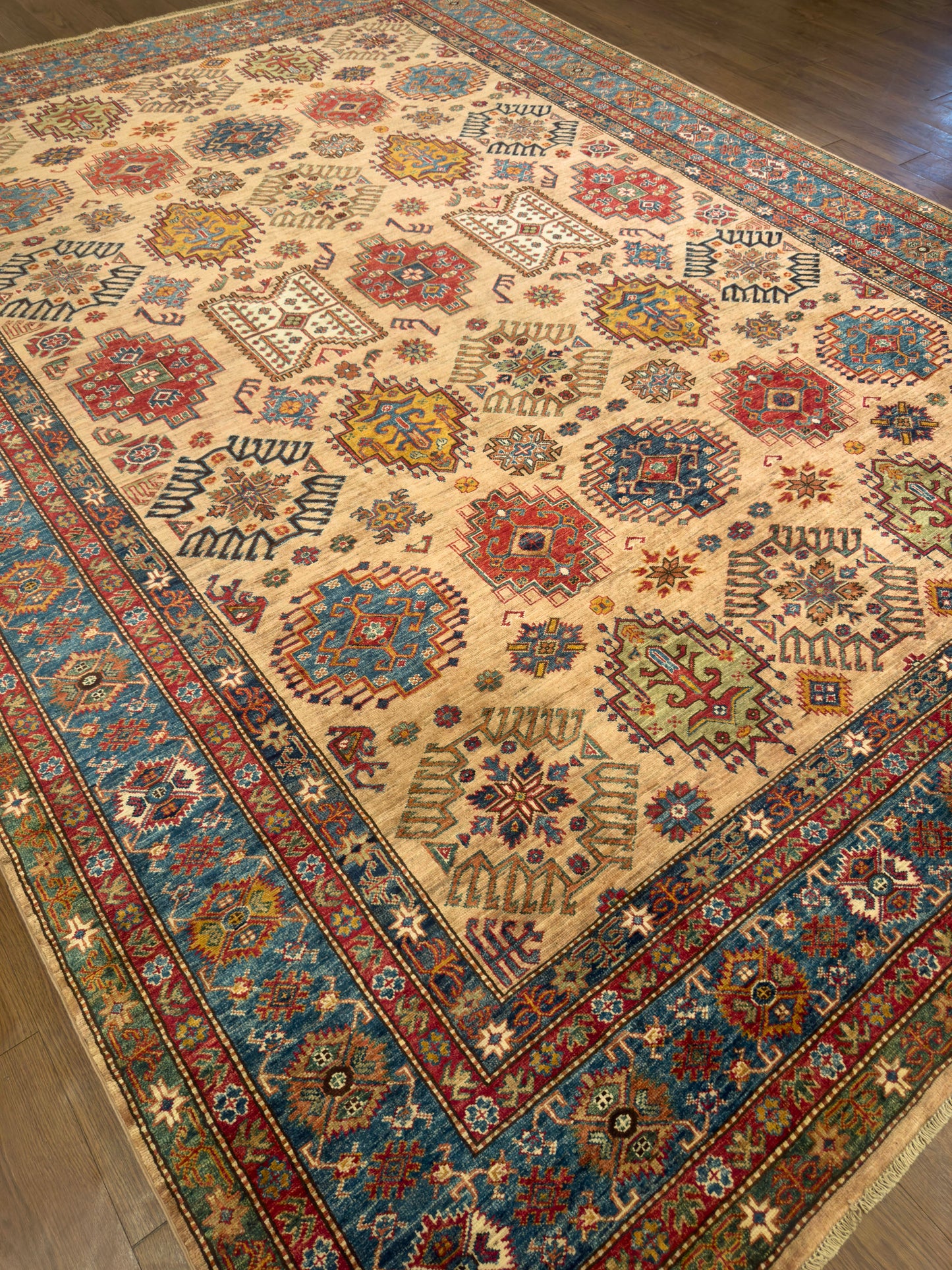 Kazak NJ1693 - 9.2 x 12.7