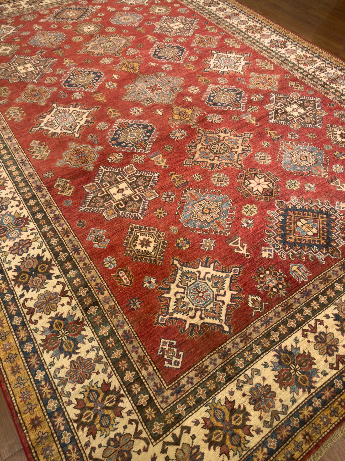 Kazak NJ1695 - 9 x 12.6