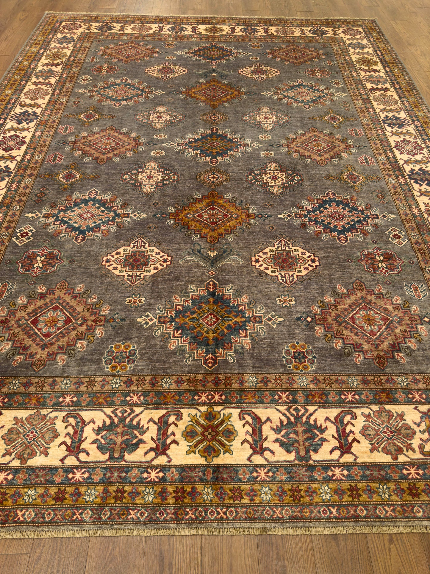 Kazak NJ1696 - 9 x 12