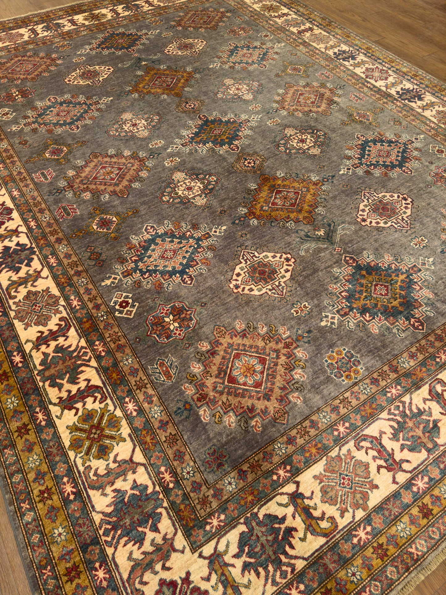 Kazak NJ1696 - 9 x 12