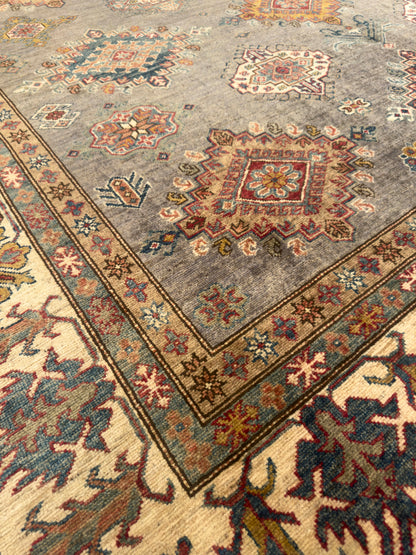 Kazak NJ1696 - 9 x 12