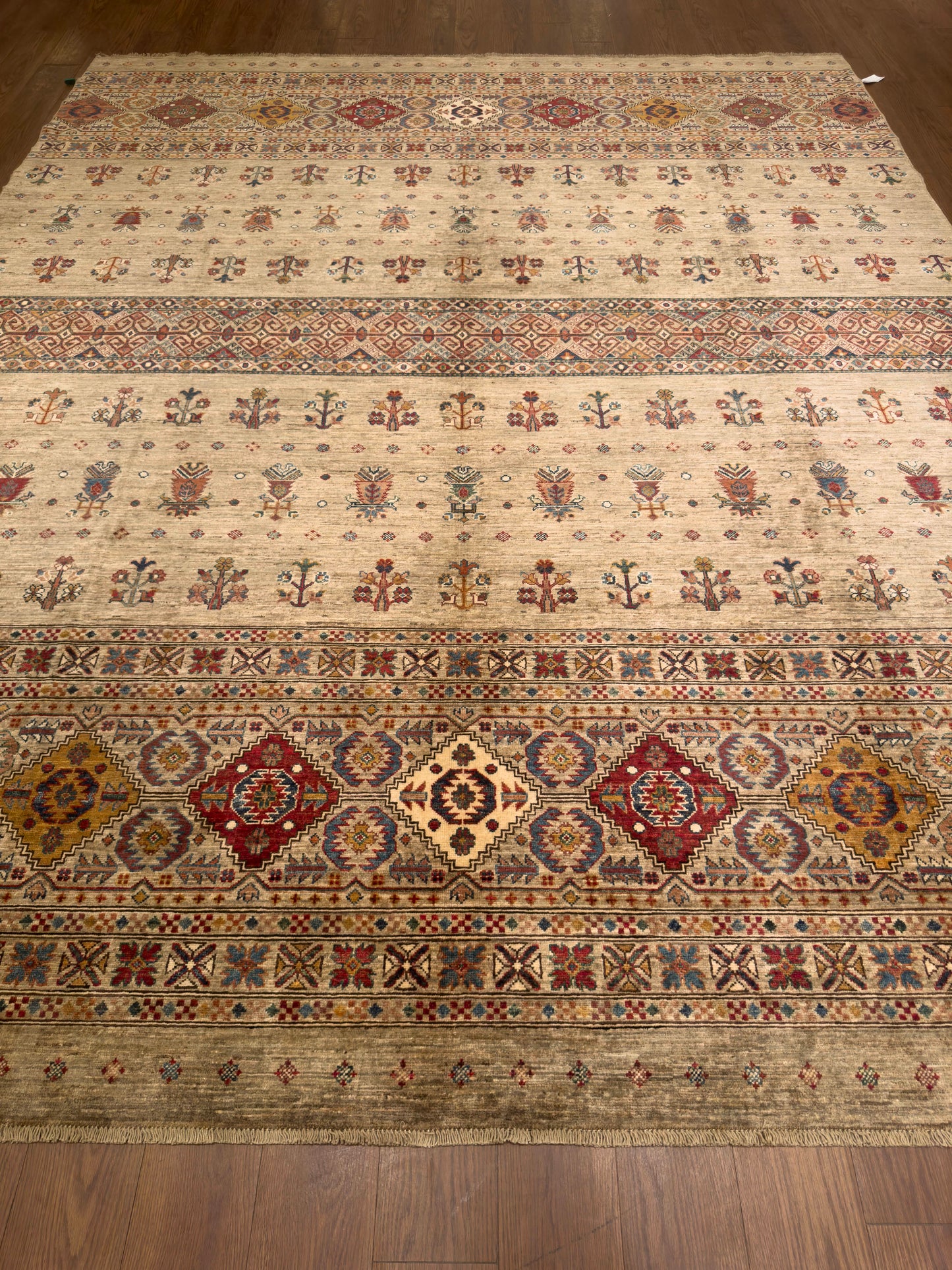 Tribal NJ1697 - 9.3 x 11.9