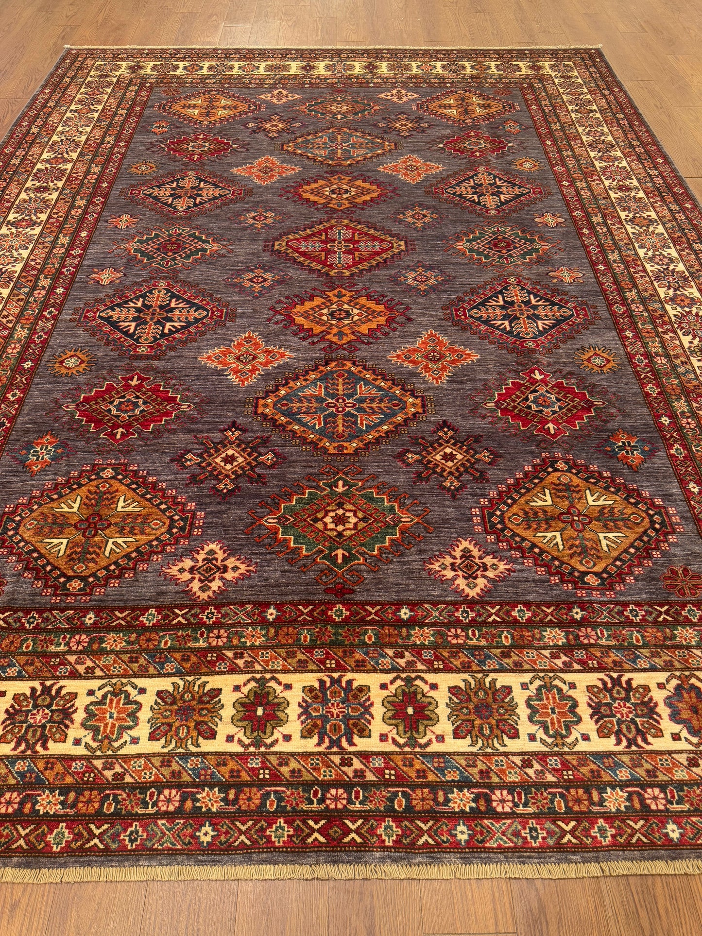 Kazak NJ1701 - 9.1 x 11.11