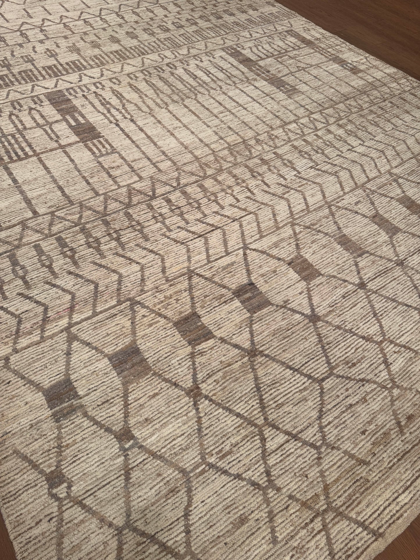 Moroccan NJ17285 - 10.3 x 14.2