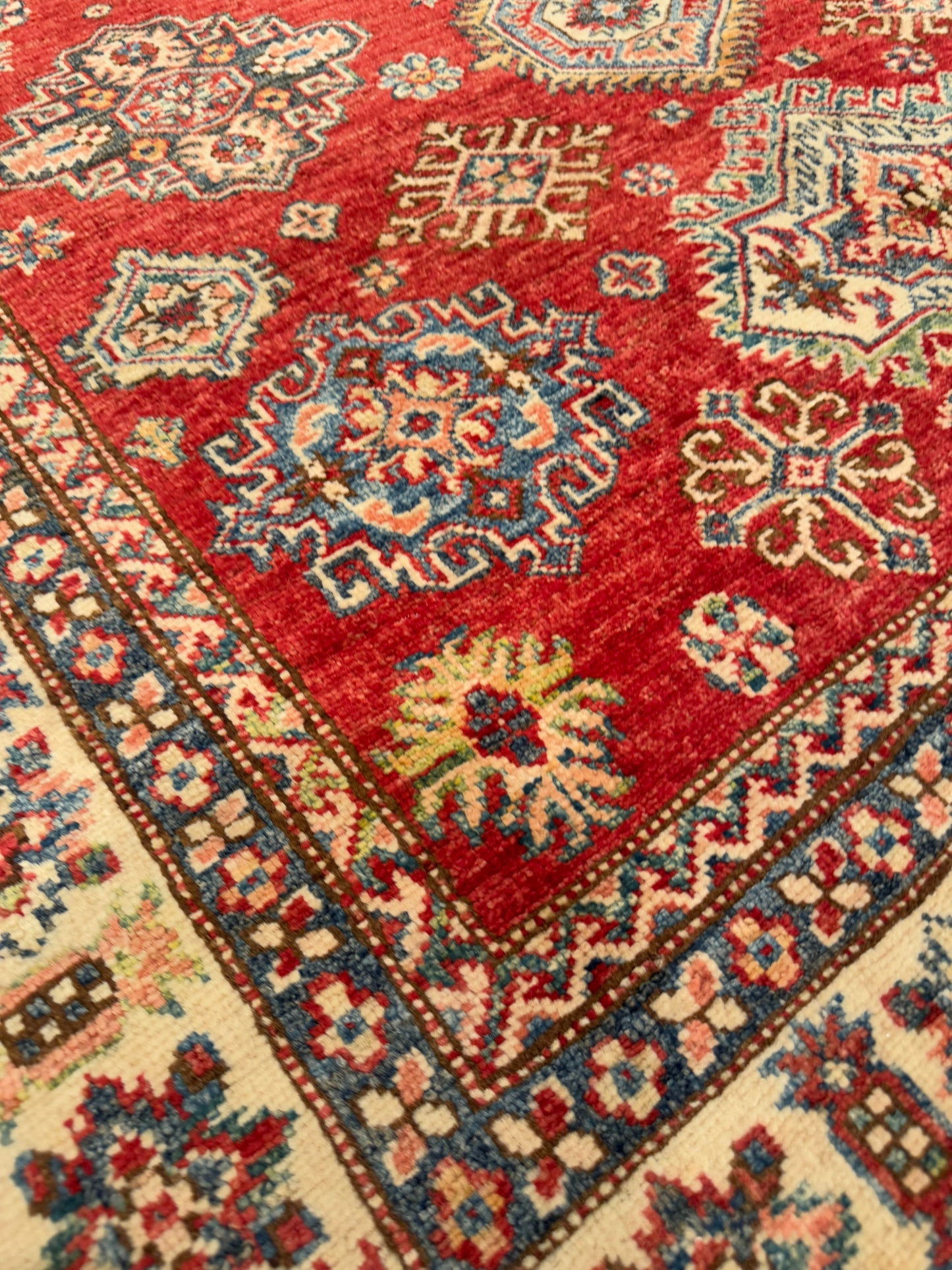 Kazak NJ2011 - 4.9 x 6.5