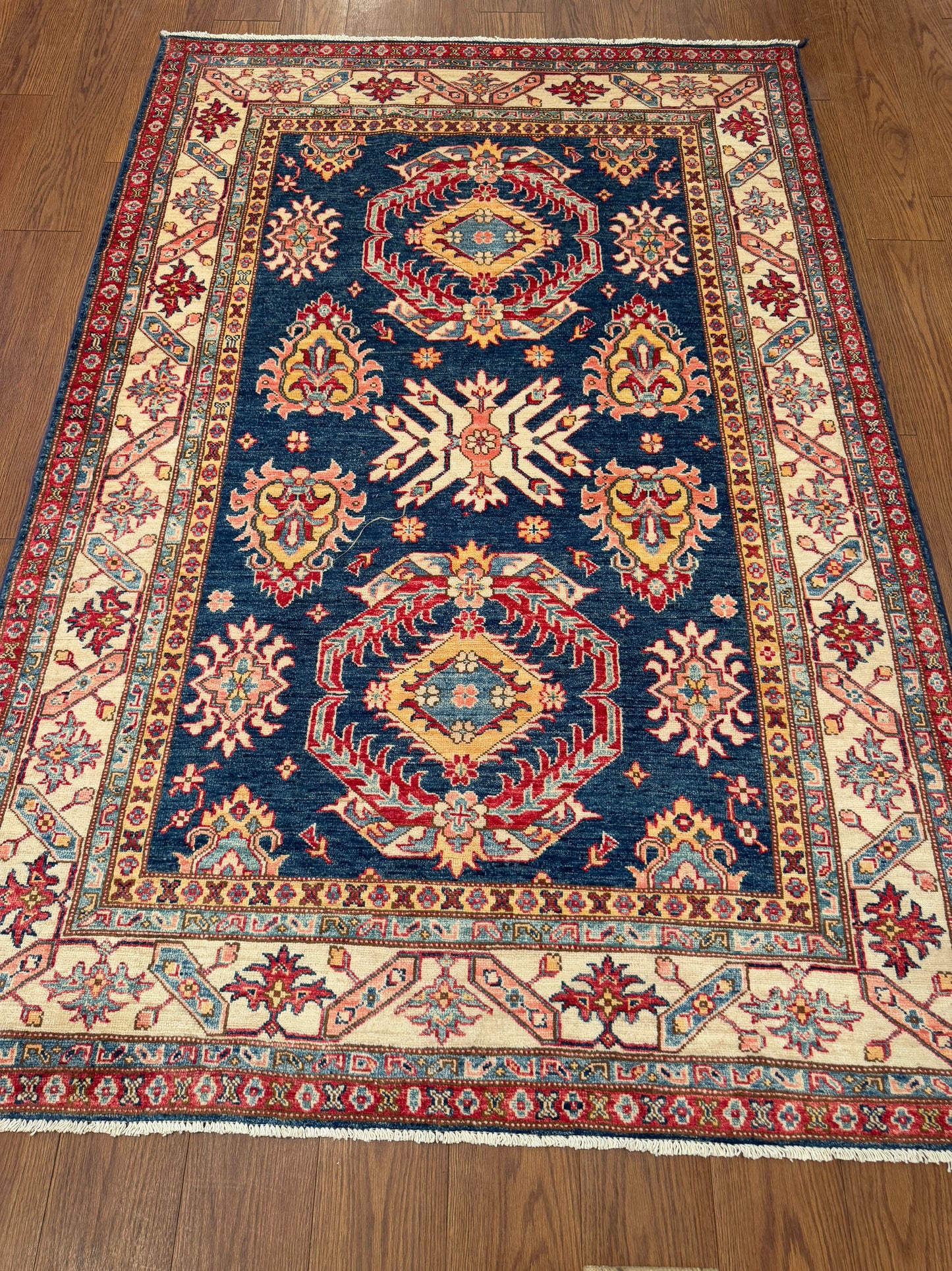 Kazak NJ2025 - 4.9 x 7.1