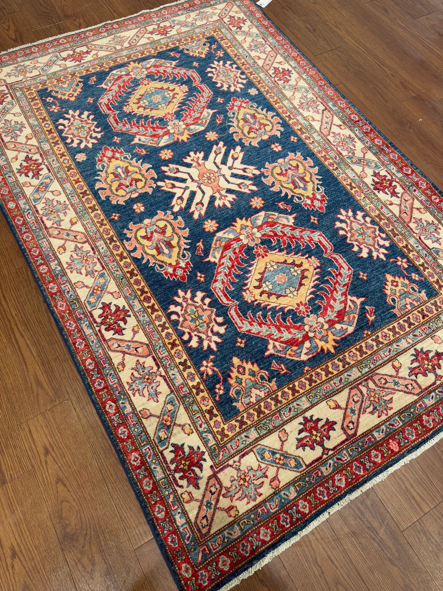 Kazak NJ2025 - 4.9 x 7.1