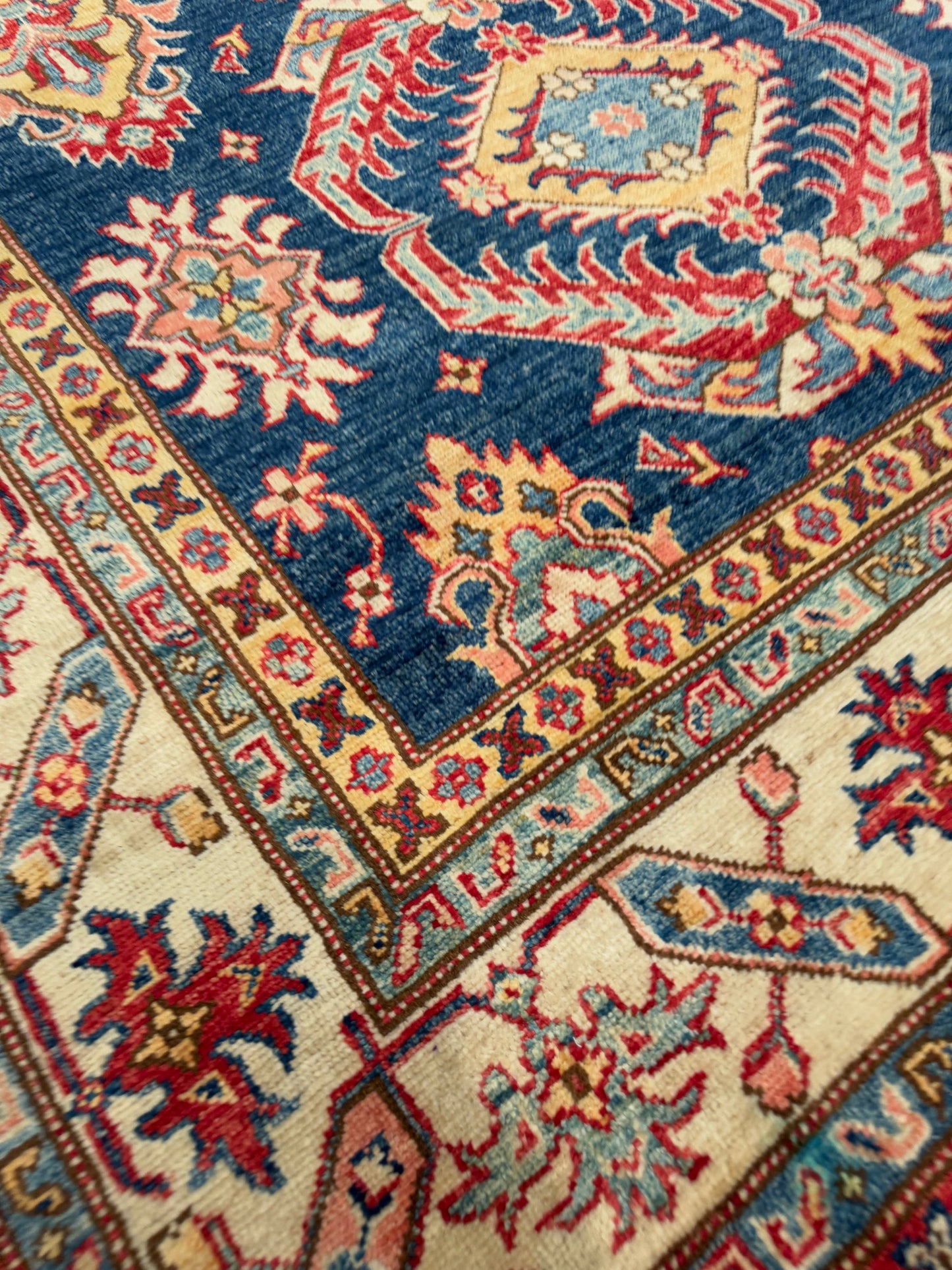 Kazak NJ2025 - 4.9 x 7.1