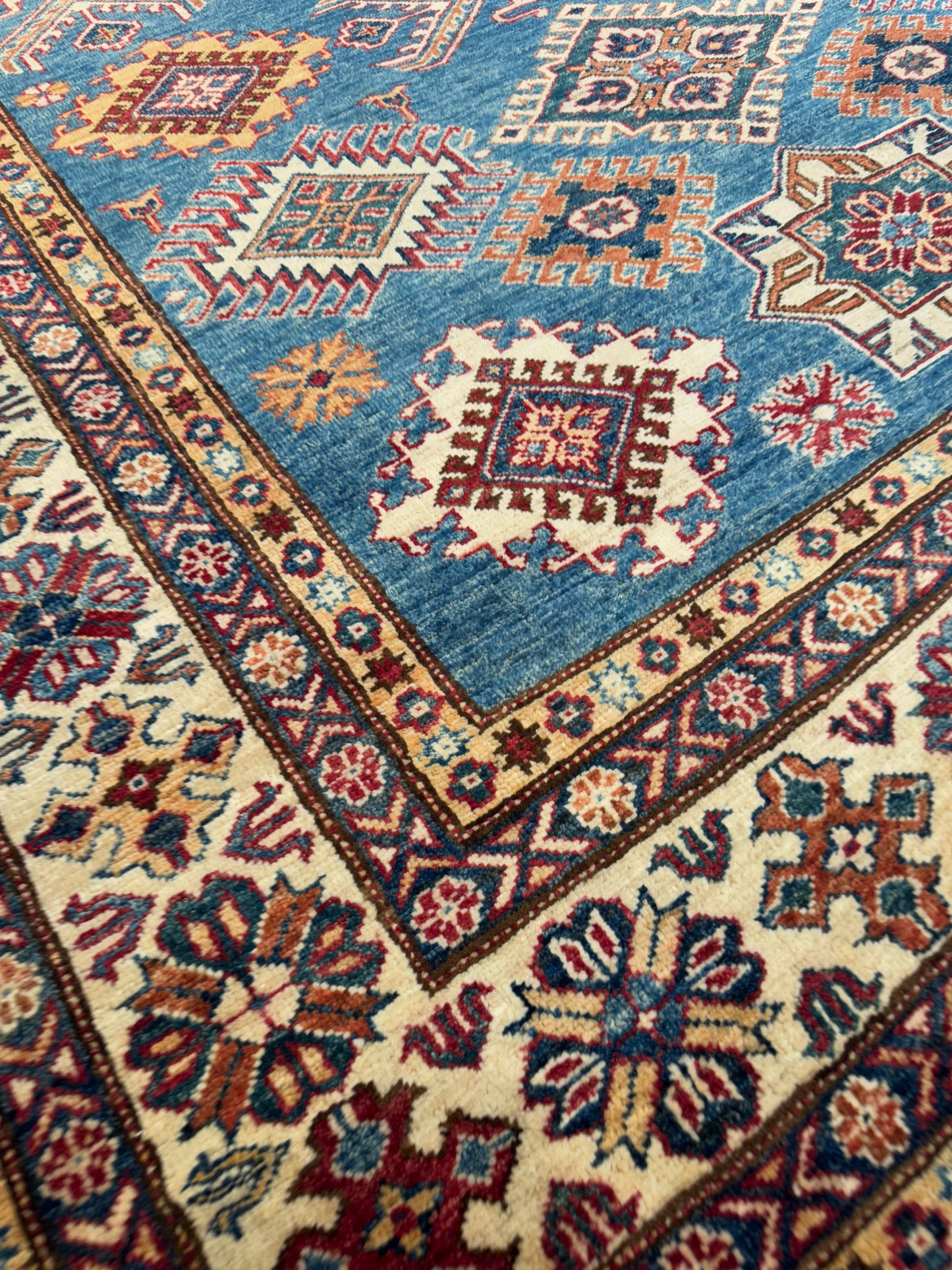 Kazak NJ2044 - 5.8 x 8.5