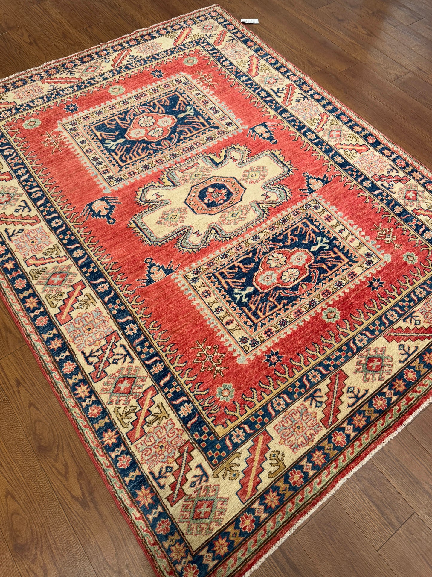 Kazak NJ2047 - 5.7 x 7.2