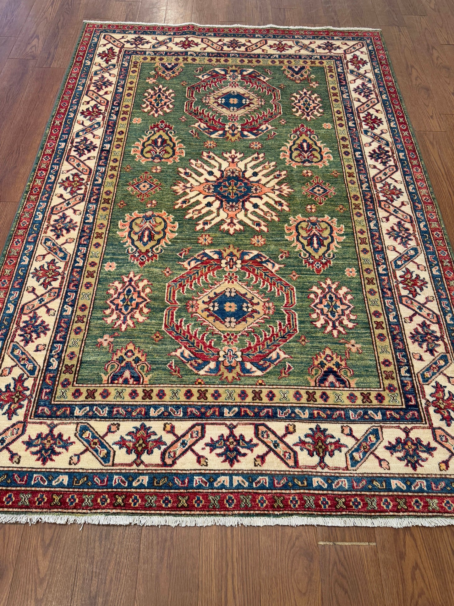 Kazak NJ2050 - 5.5 x 8