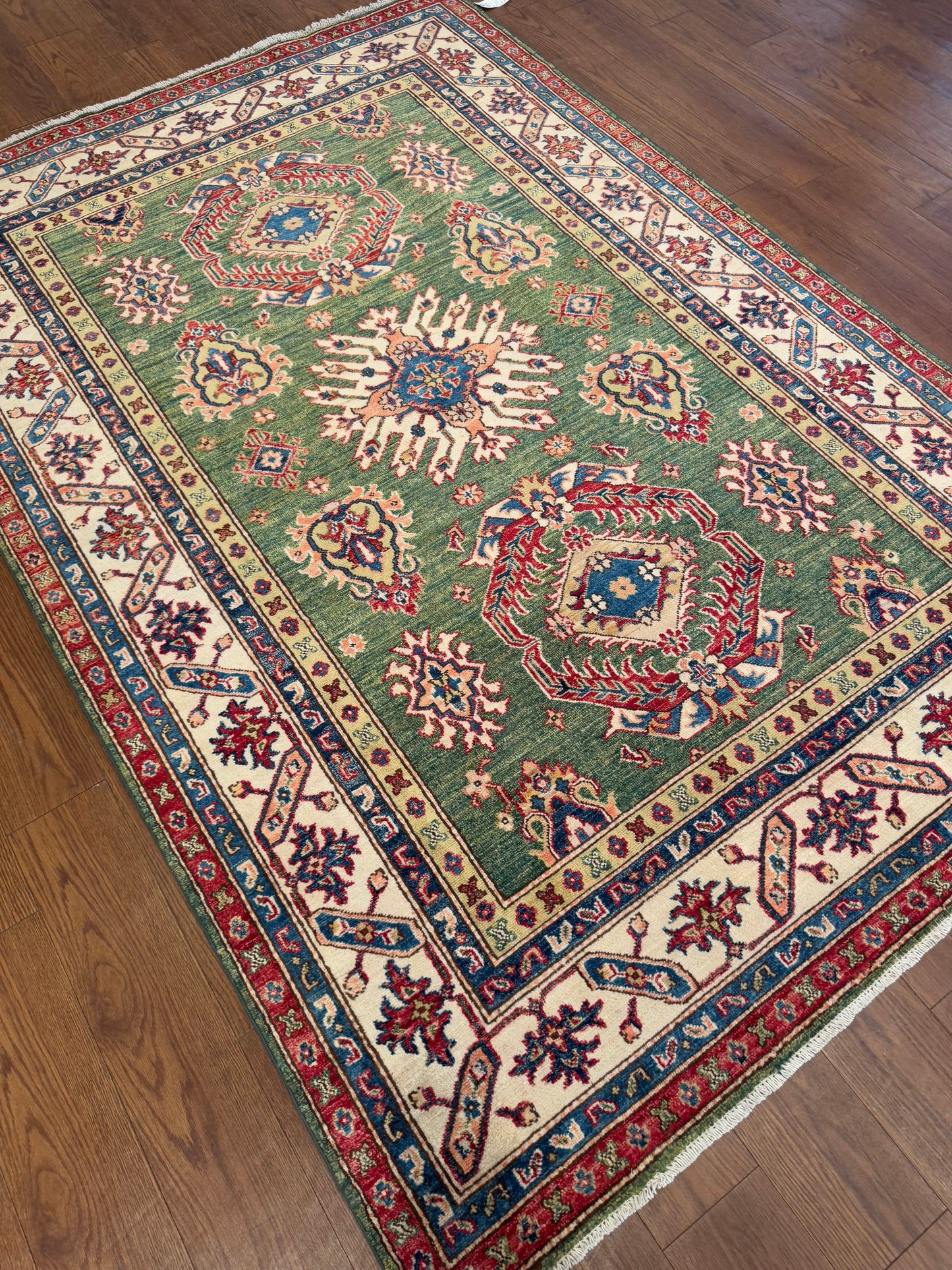 Kazak NJ2050 - 5.5 x 8