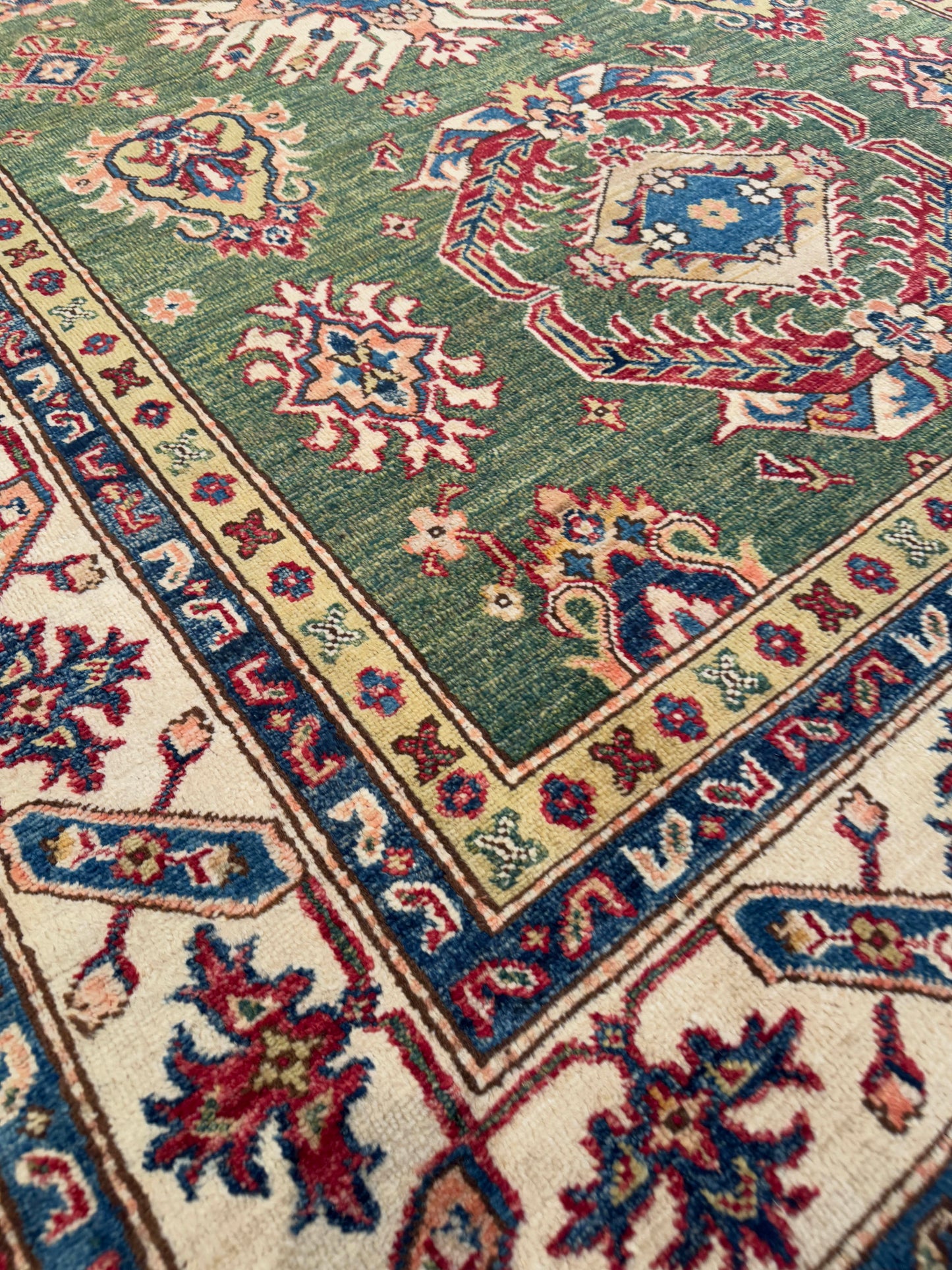 Kazak NJ2050 - 5.5 x 8