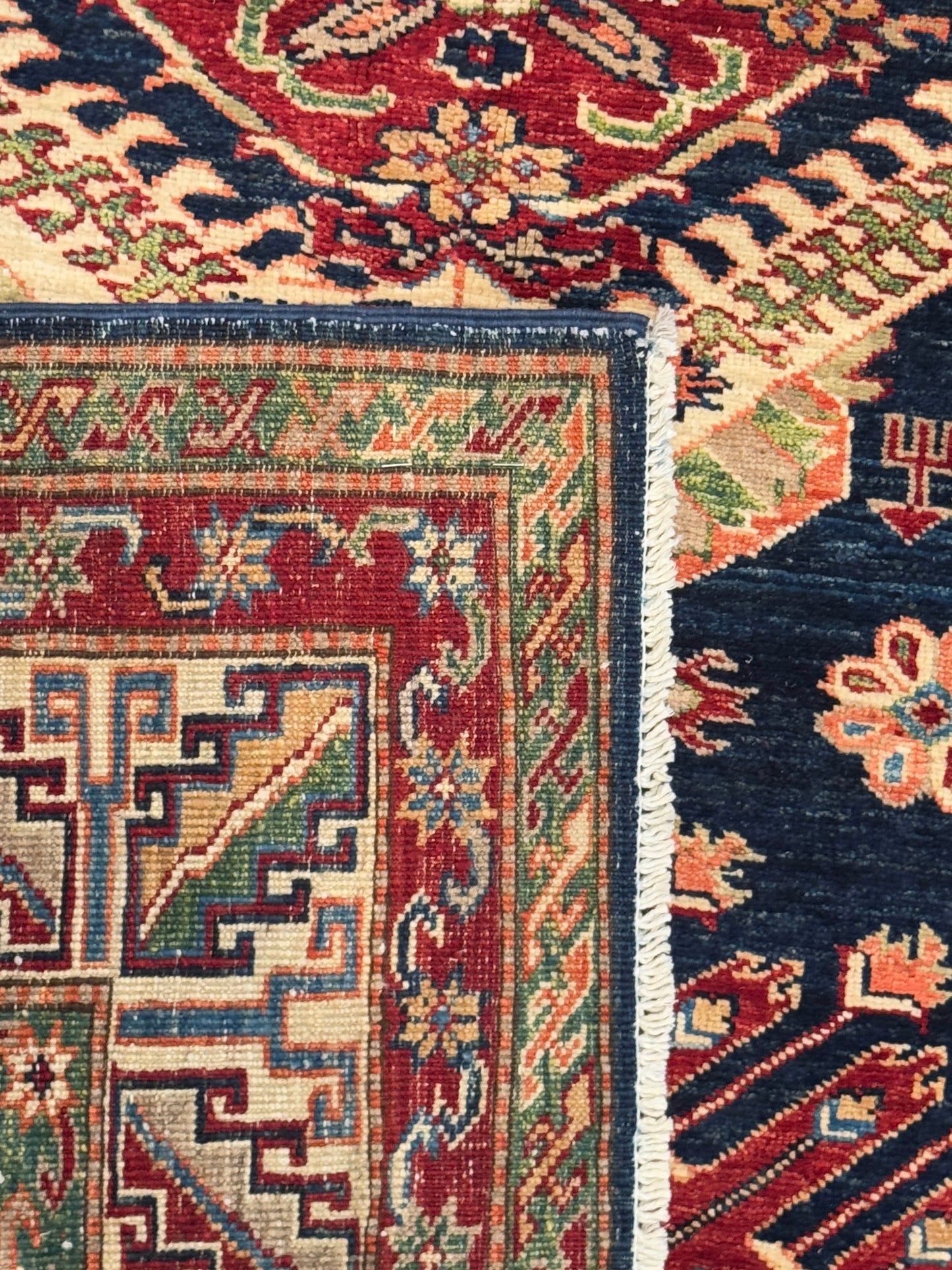 Kazak NJ2064 - 5.6 x 7.6