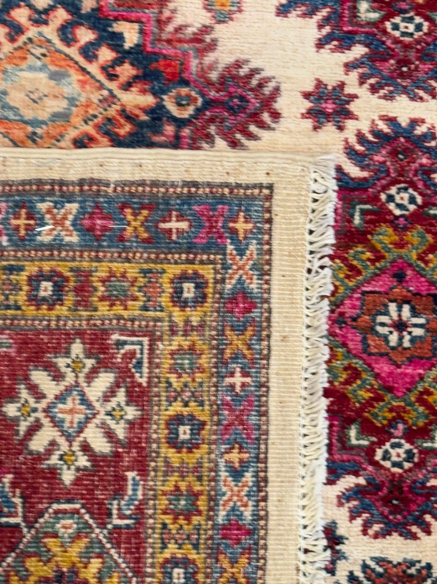 Kazak NJ2069 - 5 x 6.8