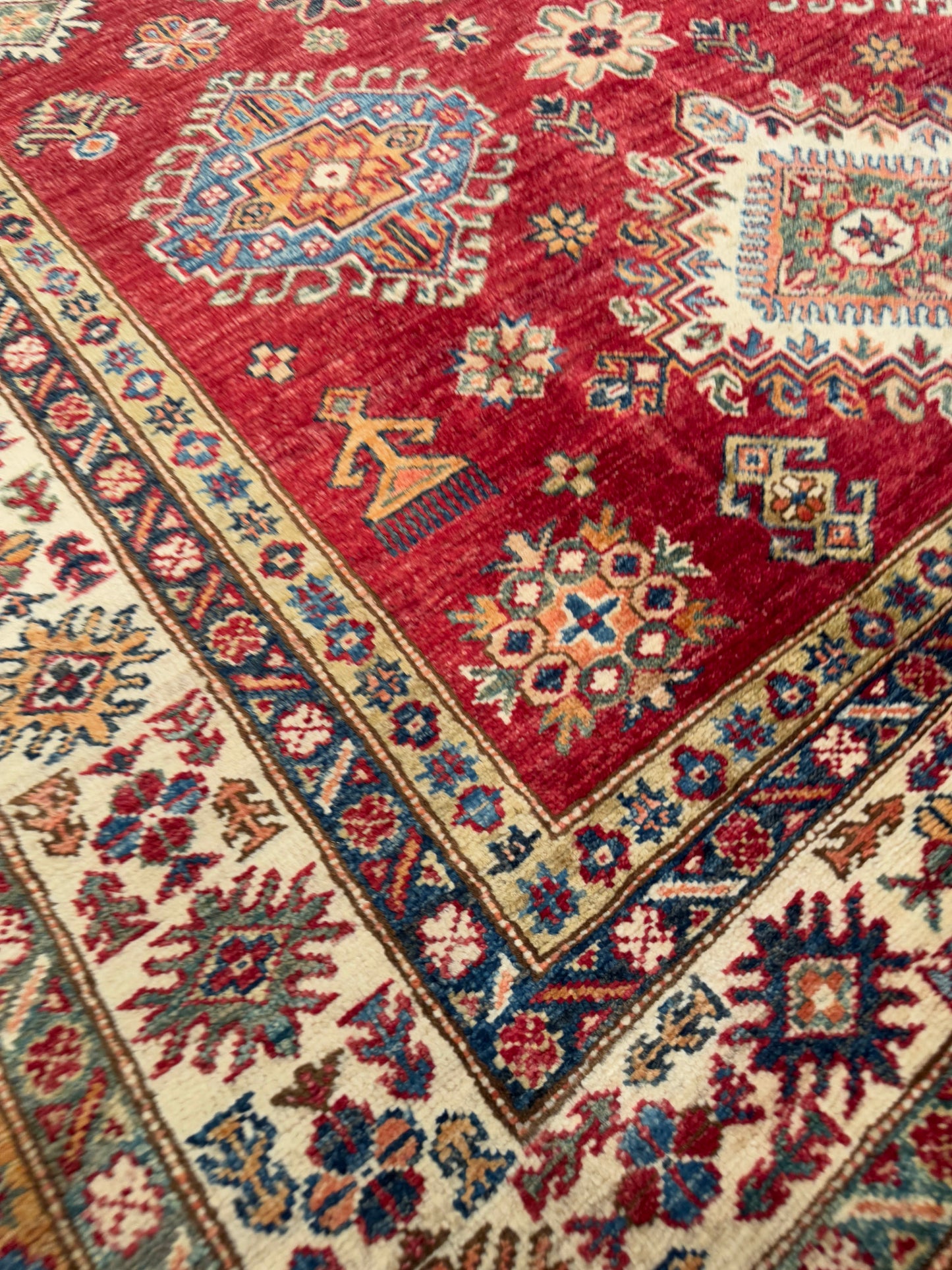 Kazak NJ2114 - 4.11 x 6.9