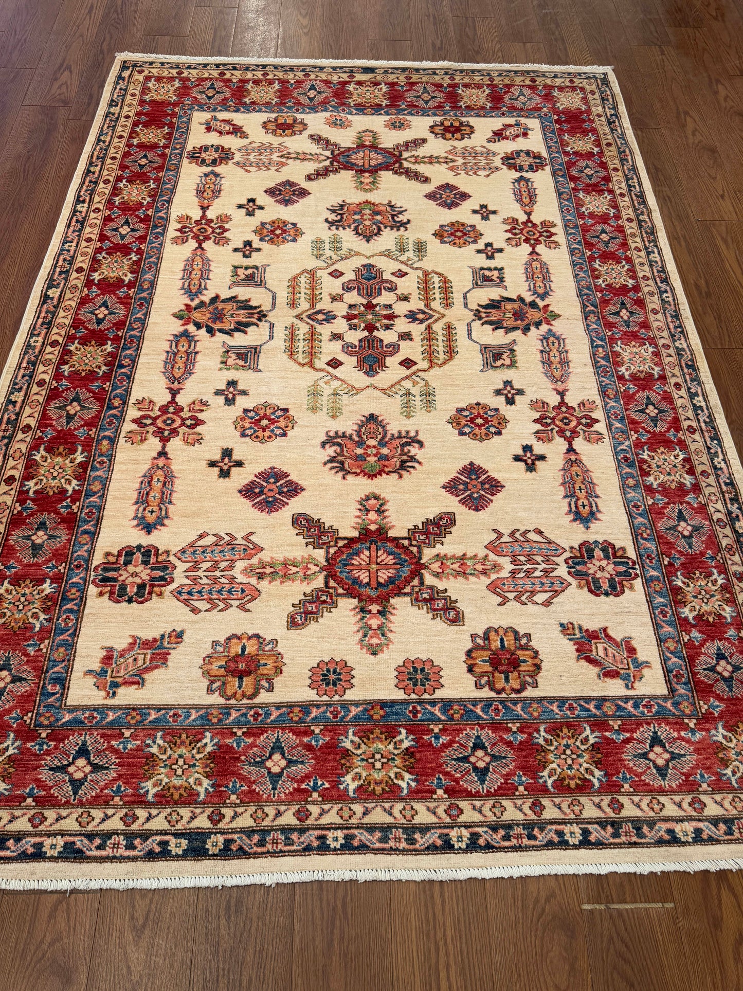Kazak NJ2117 - 5.6 x 7.9