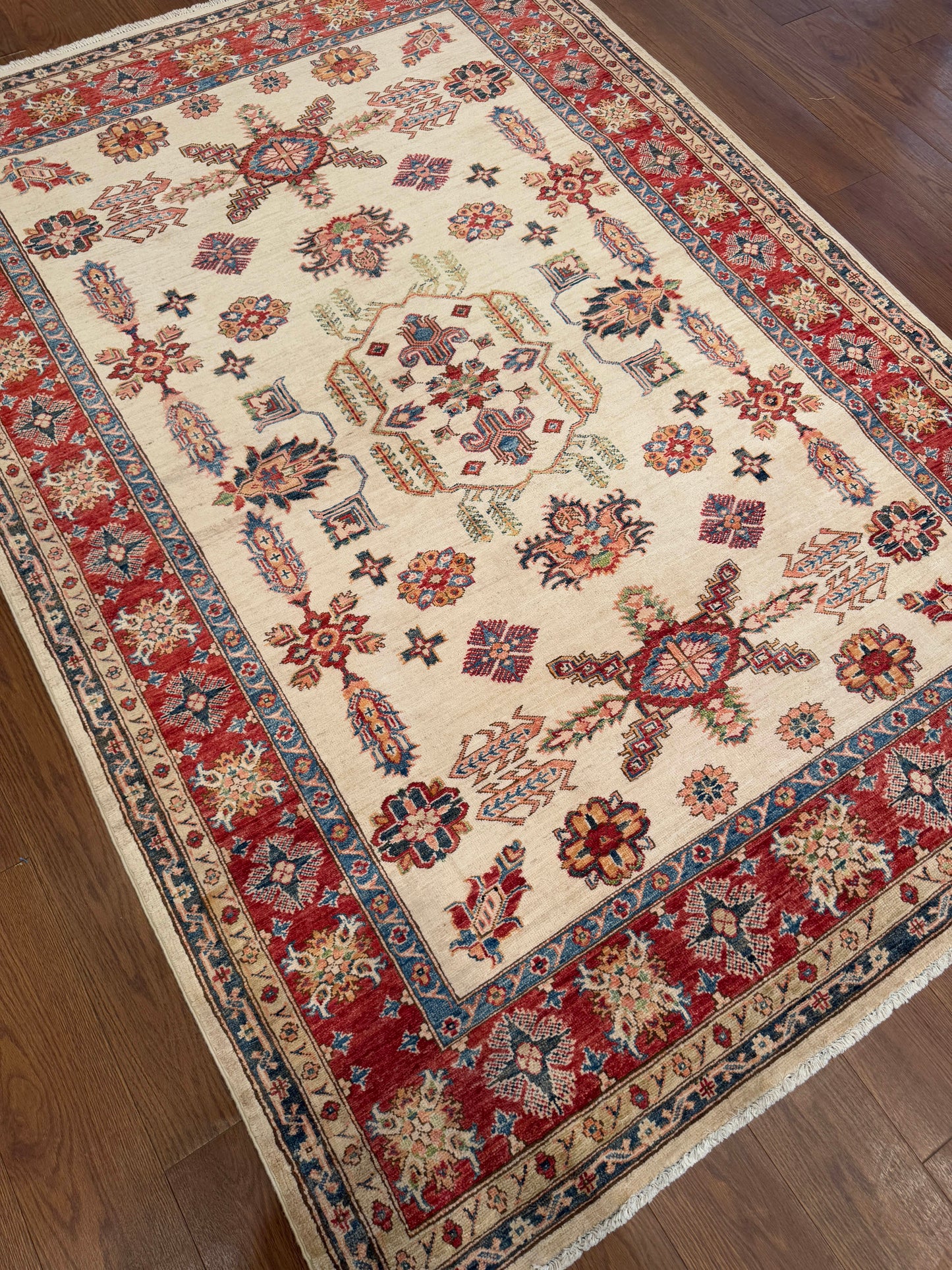 Kazak NJ2117 - 5.6 x 7.9