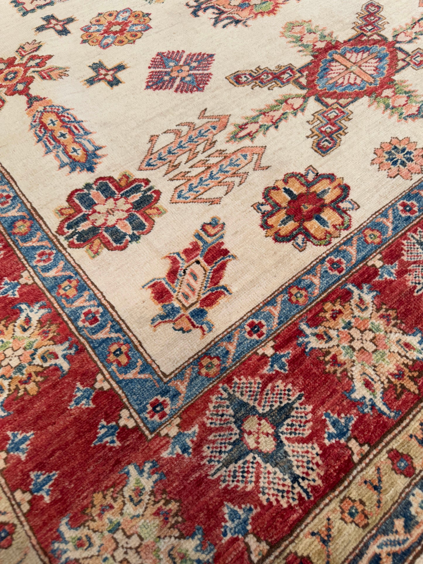 Kazak NJ2117 - 5.6 x 7.9