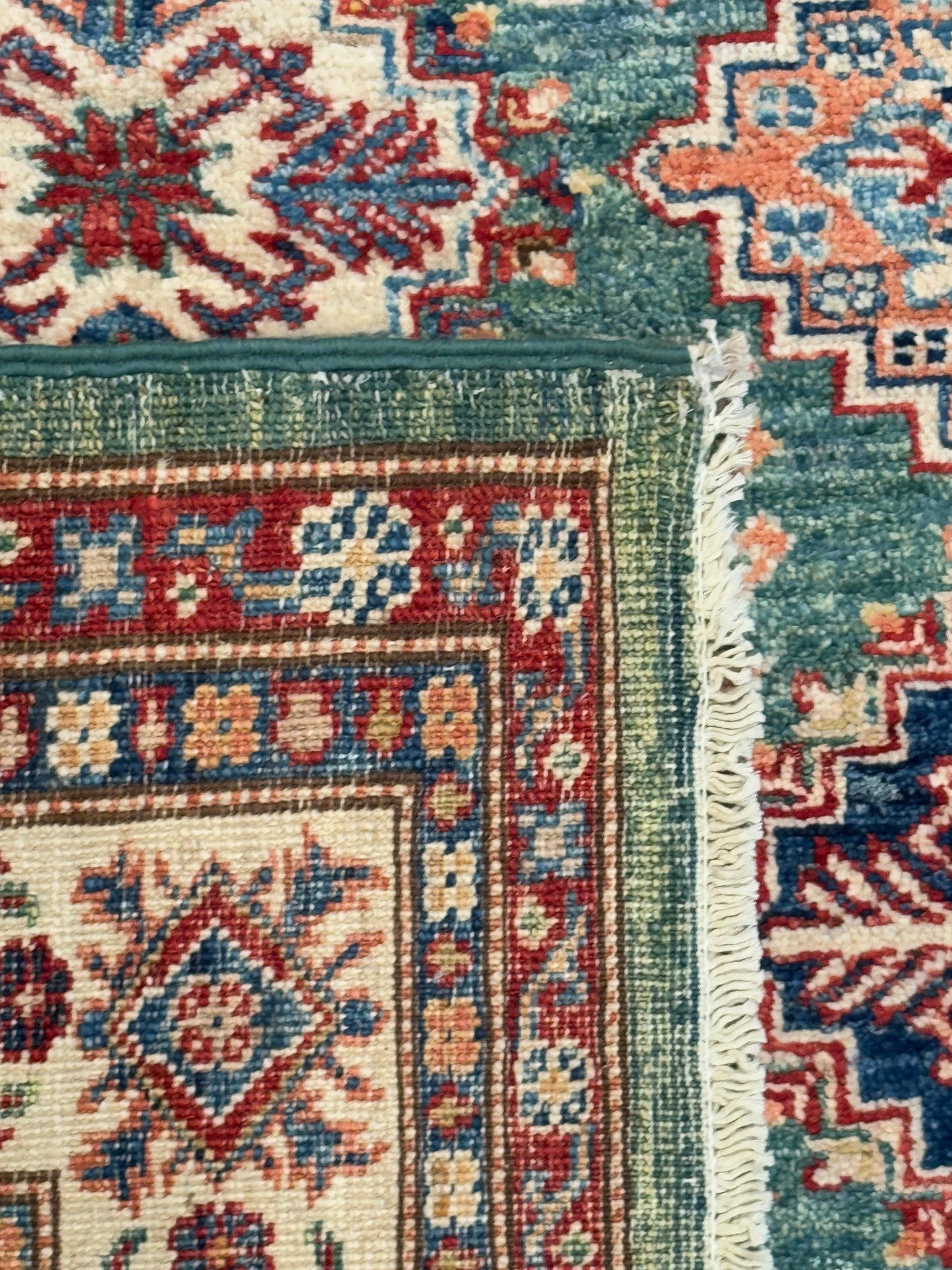 Kazak NJ2130 - 5 x 6.11