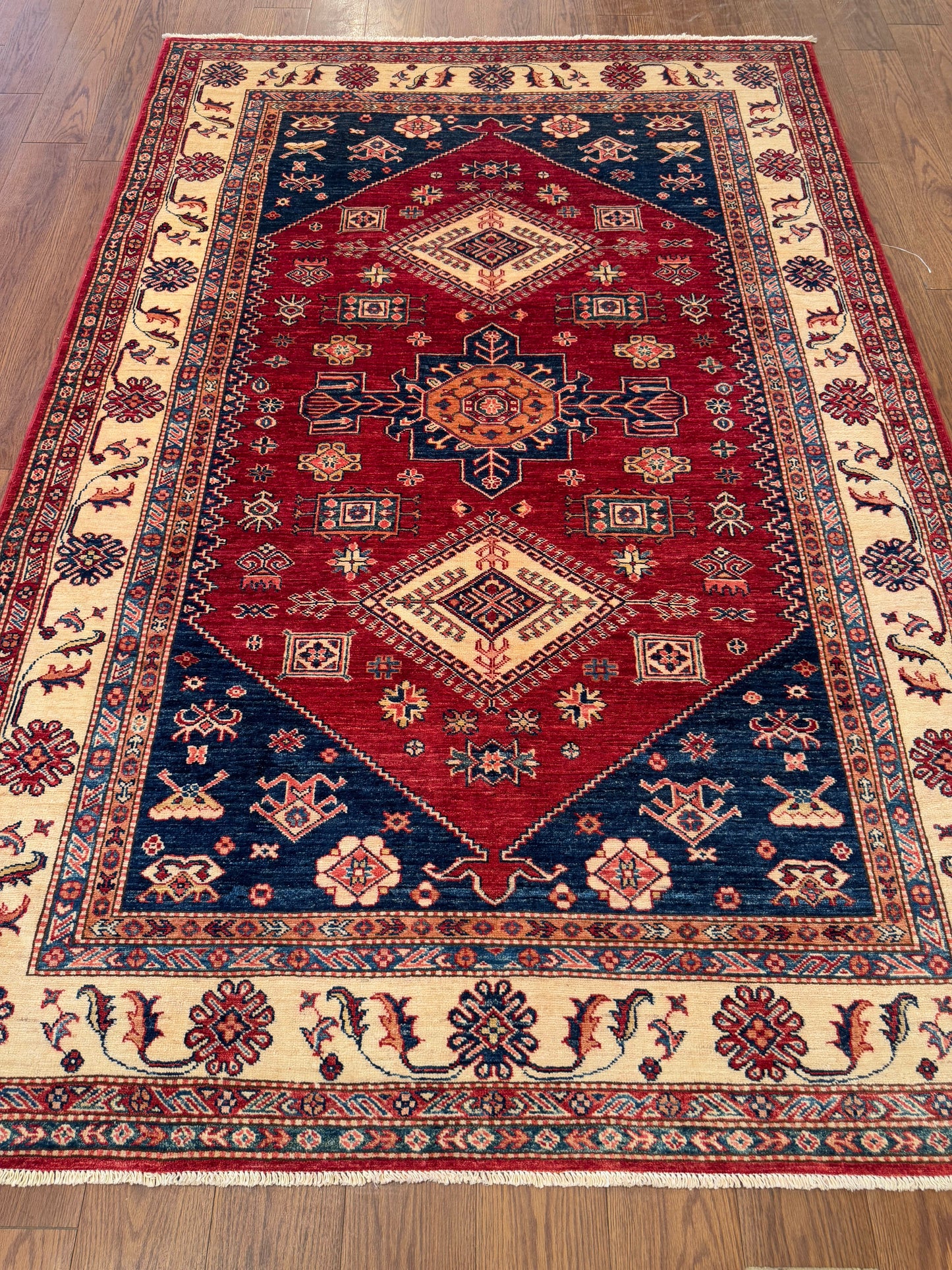 Kazak NJ2138 - 5.6 x 8.3