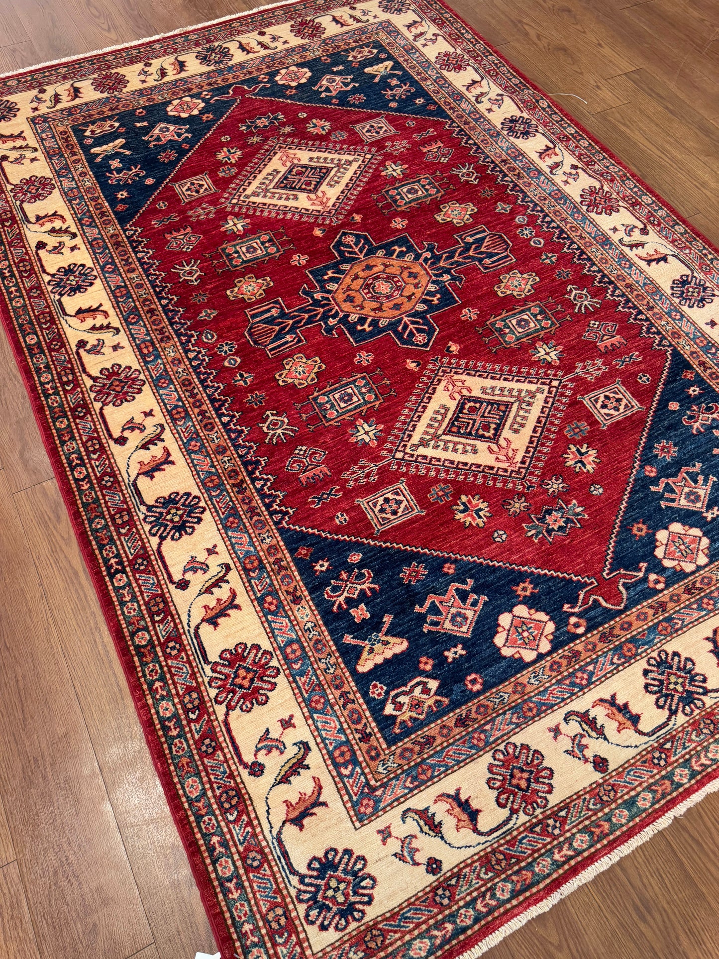 Kazak NJ2138 - 5.6 x 8.3