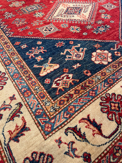 Kazak NJ2138 - 5.6 x 8.3