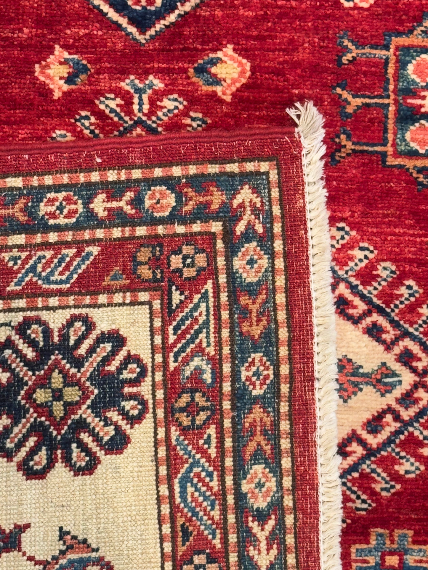 Kazak NJ2138 - 5.6 x 8.3