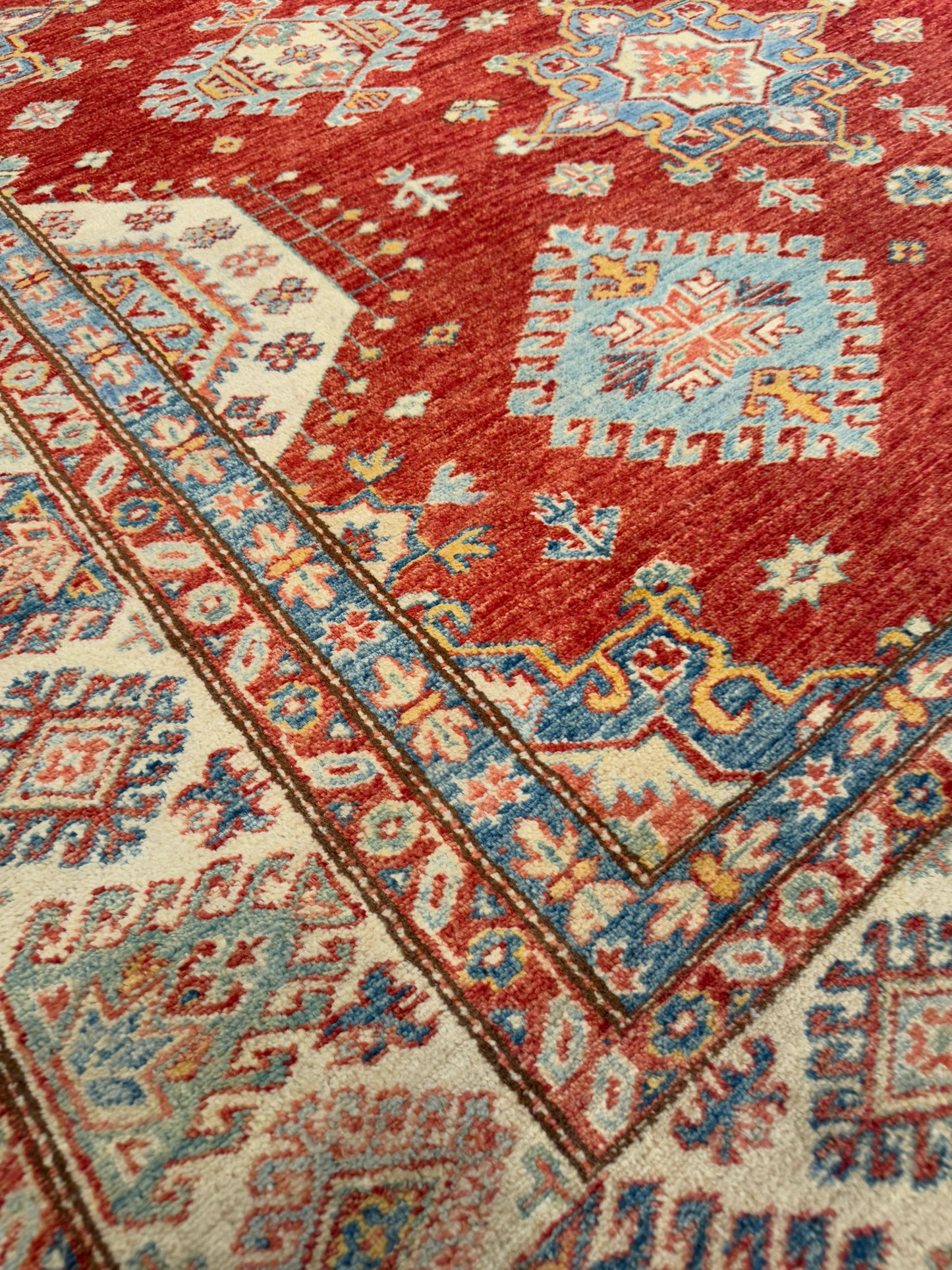 Kazak NJ2150 - 5.7 x 7.5