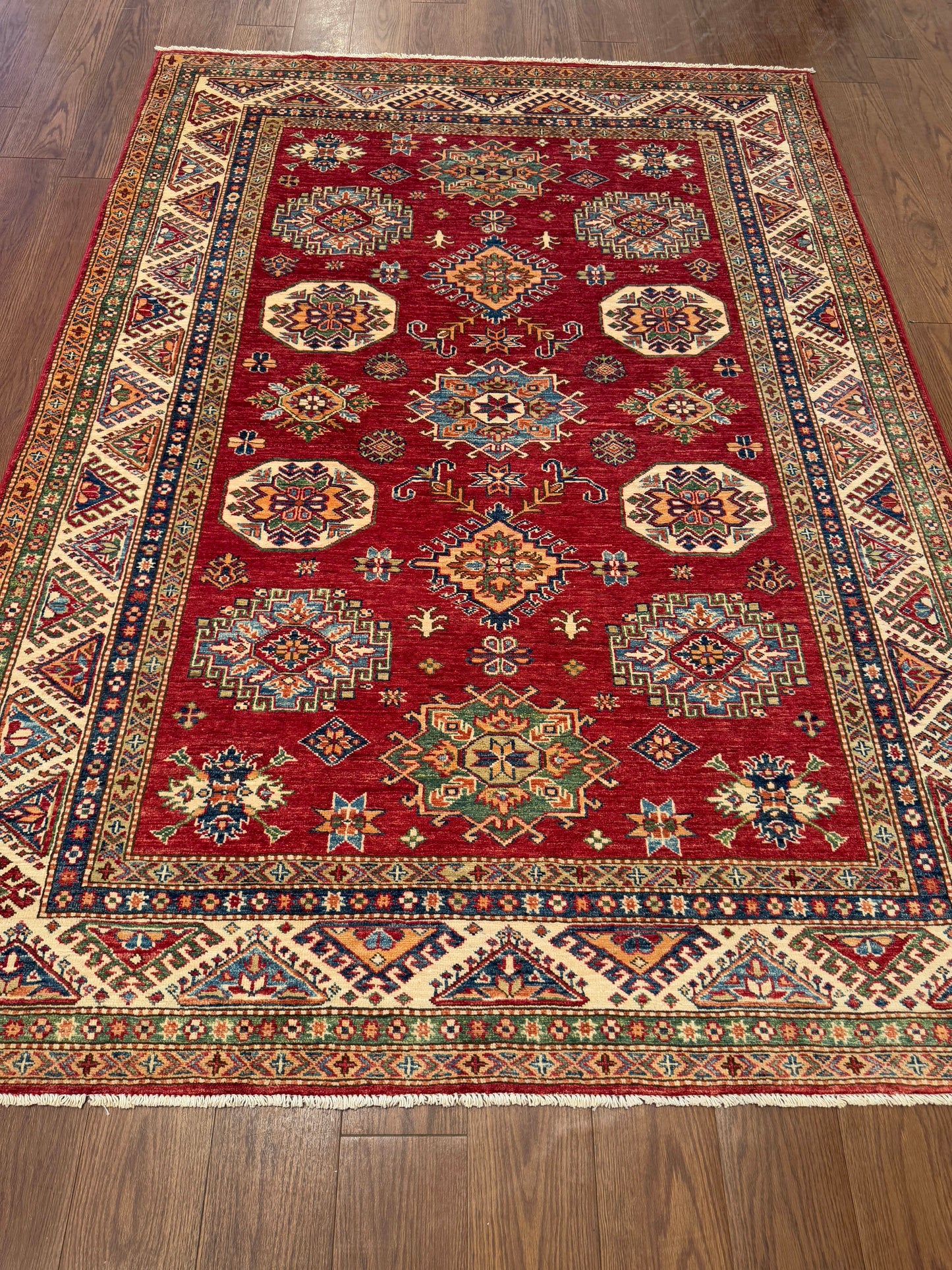 Kazak NJ2151 - 5.7 x 7.10