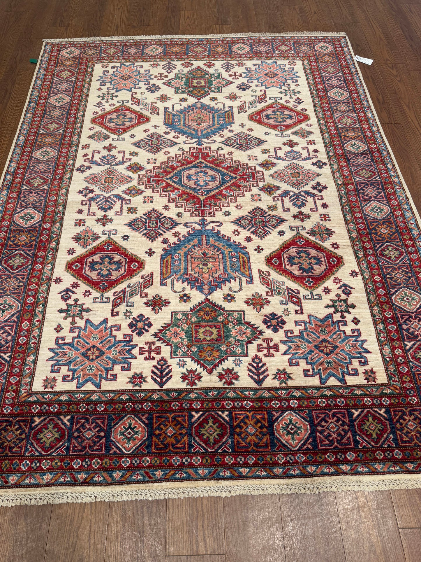 Kazak NJ2157 - 5.7 x 7.6