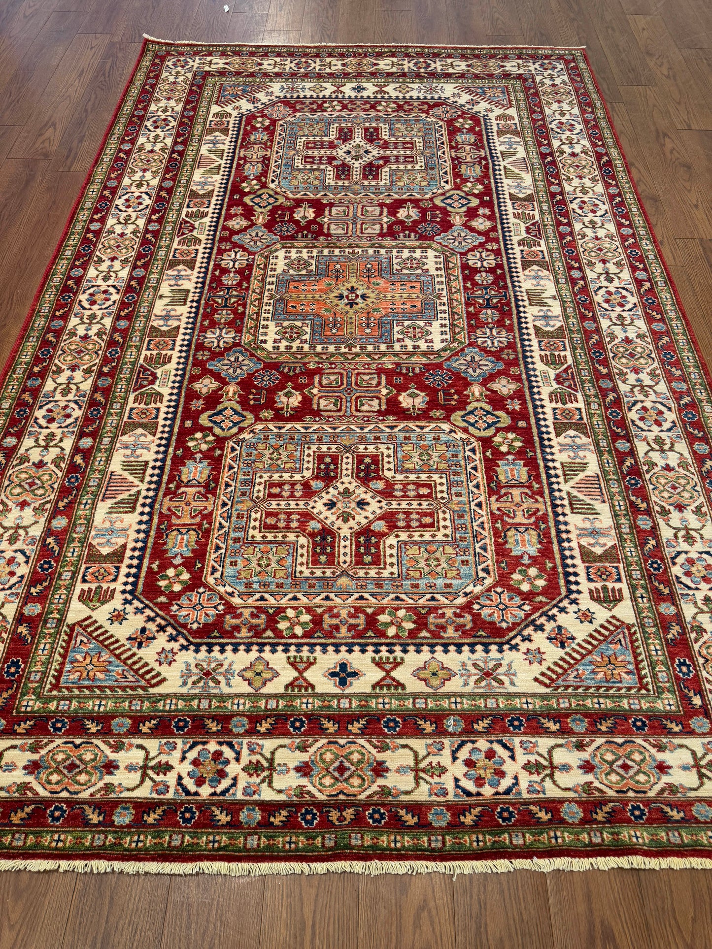 Kazak NJ2179 - 5.10 x 9.5