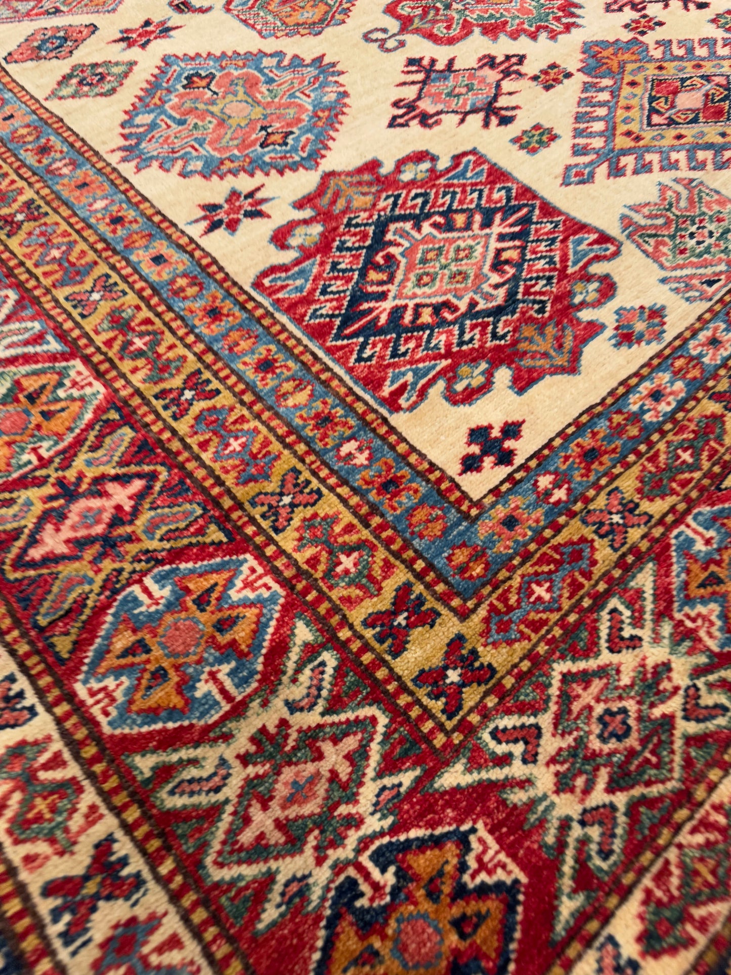 Kazak NJ2193 - 5.3 x 6.2