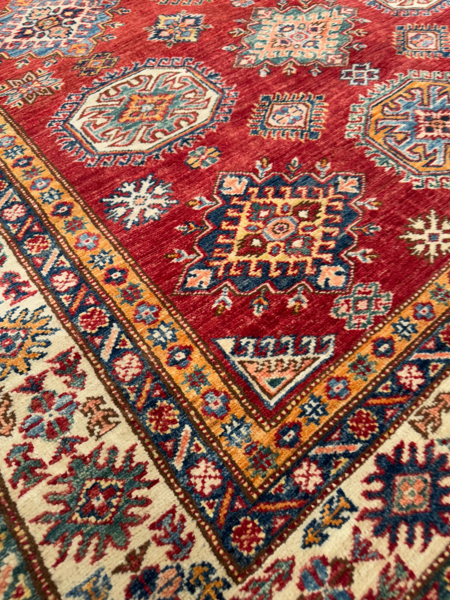 Kazak NJ2204 - 5.2 x 6.1