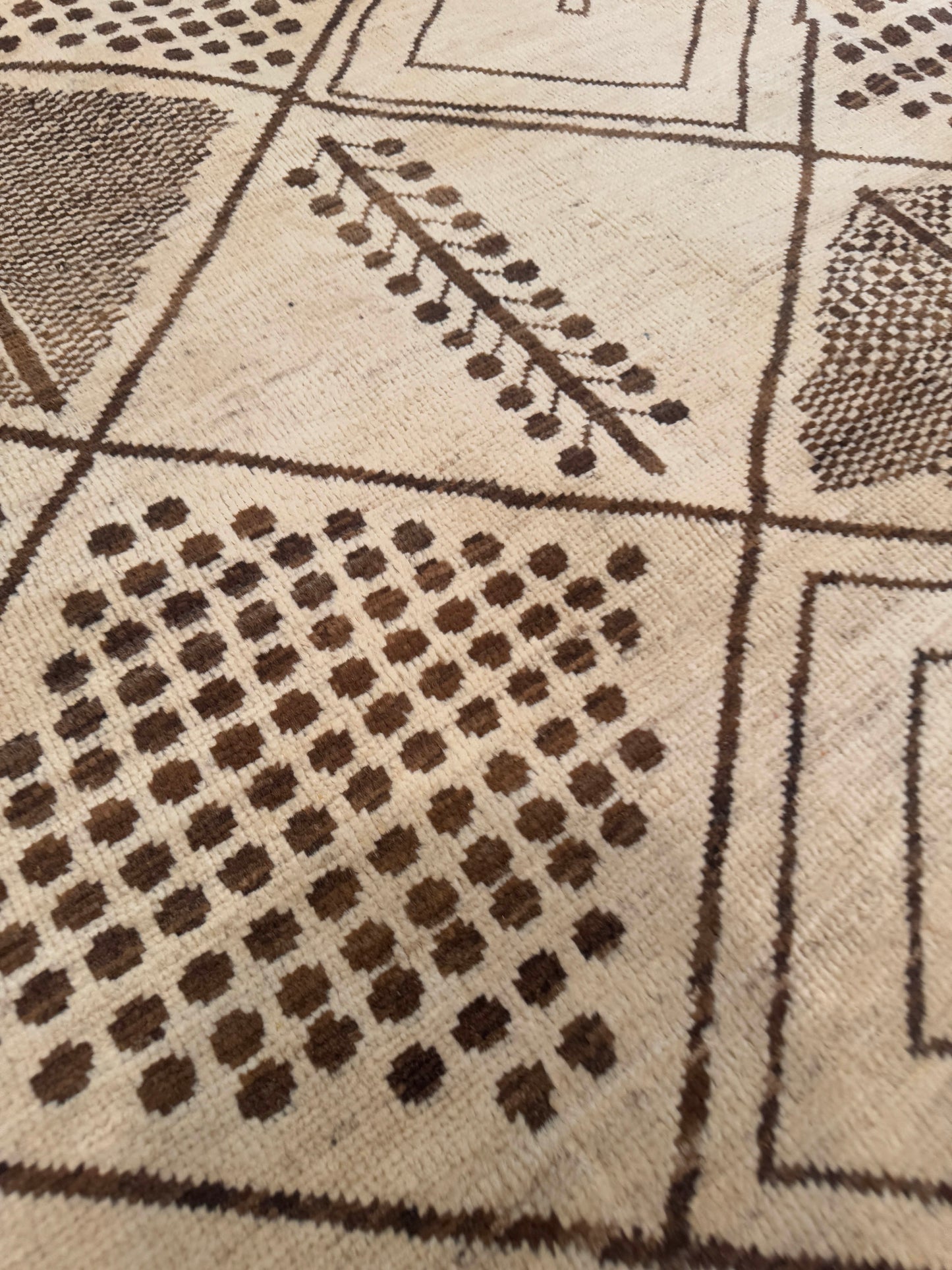 Moroccan NJ2385 - 5.11 x 8.10