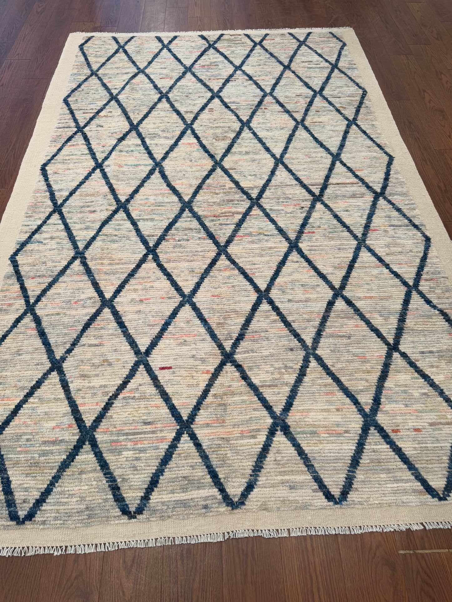 Moroccan NJ2394 - 6.1 x 9.4