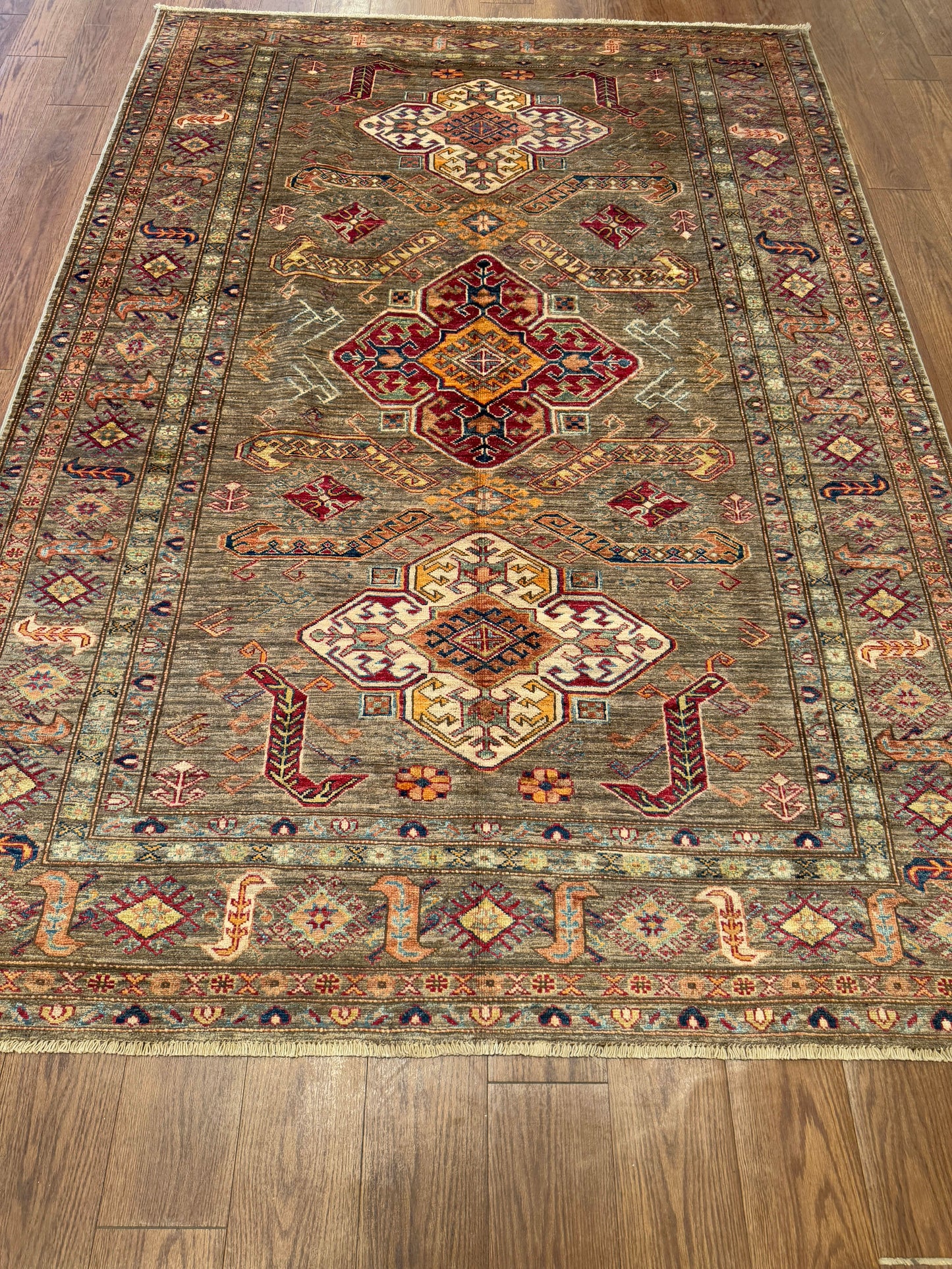 Kazak NJ2460 - 5.11 x 8.6