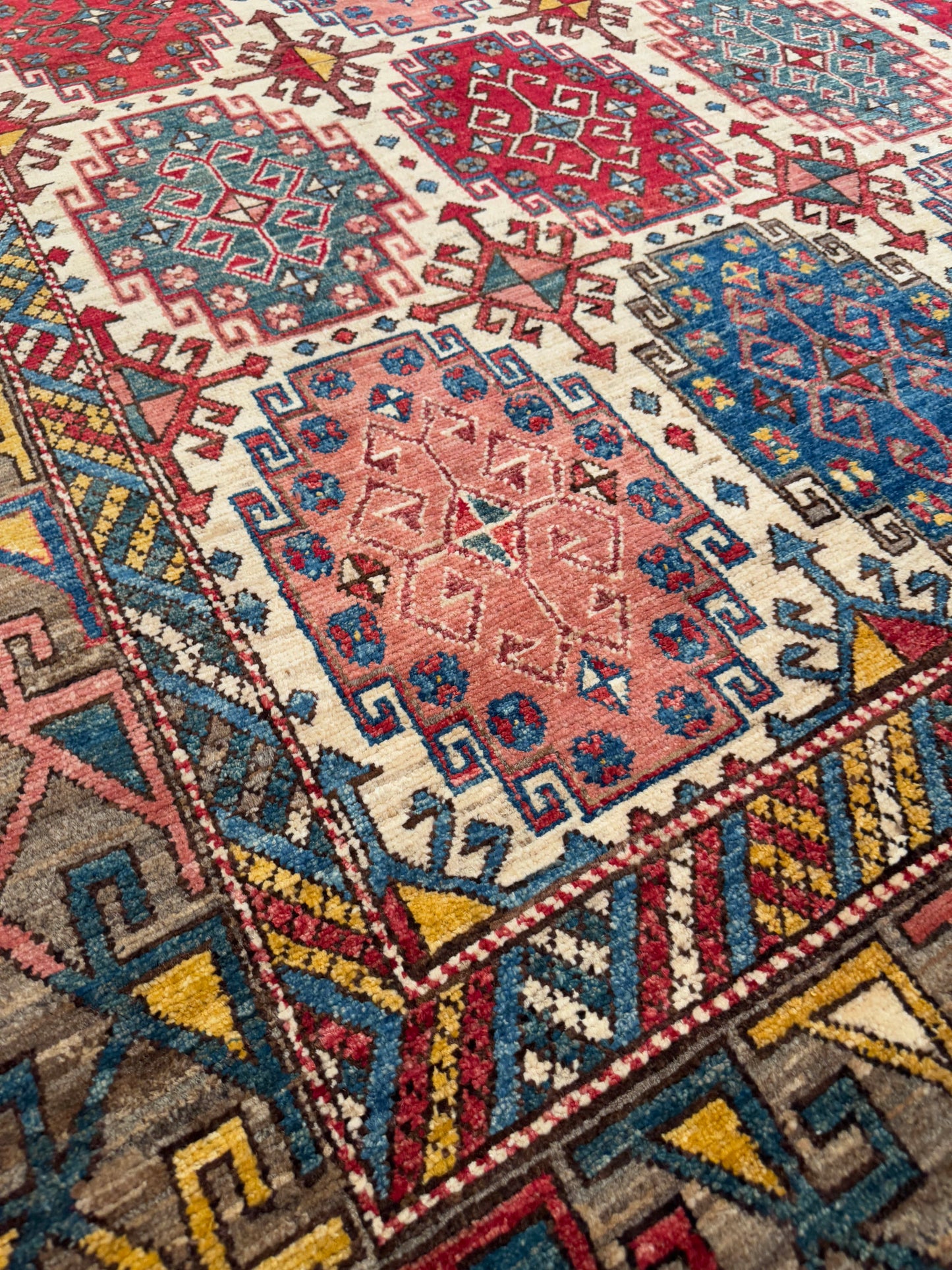 Tribal NJ2461 - 5.11 x 8.10