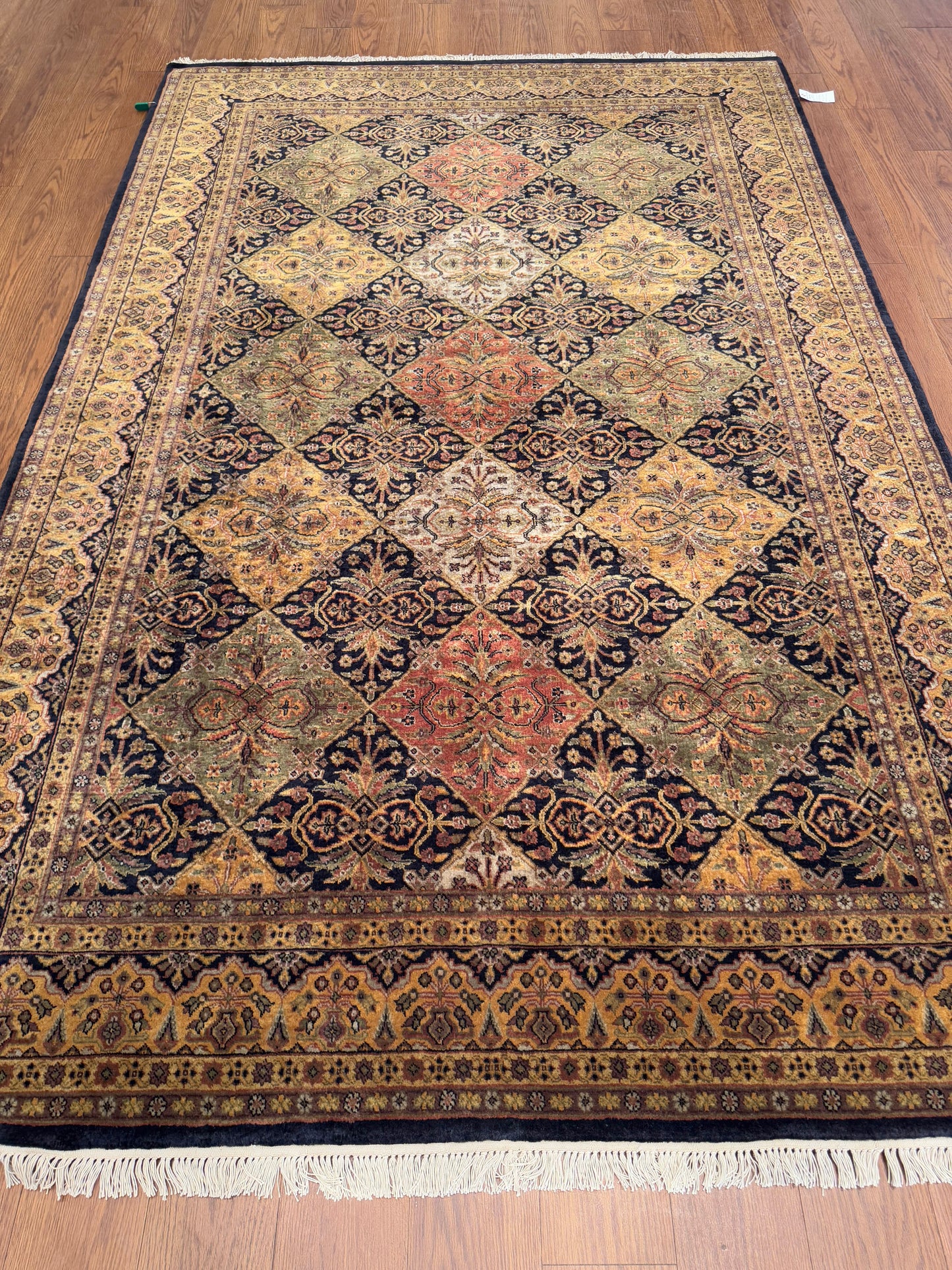 Bakhtiari NJ2478 - 5.11 x 9