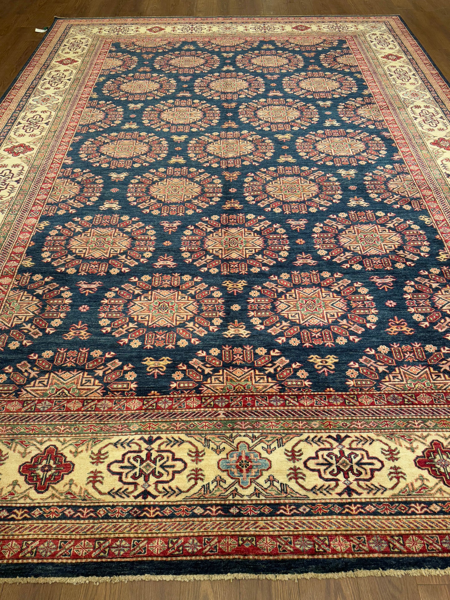 Kazak NJ2827 - 9.10 x 13.8