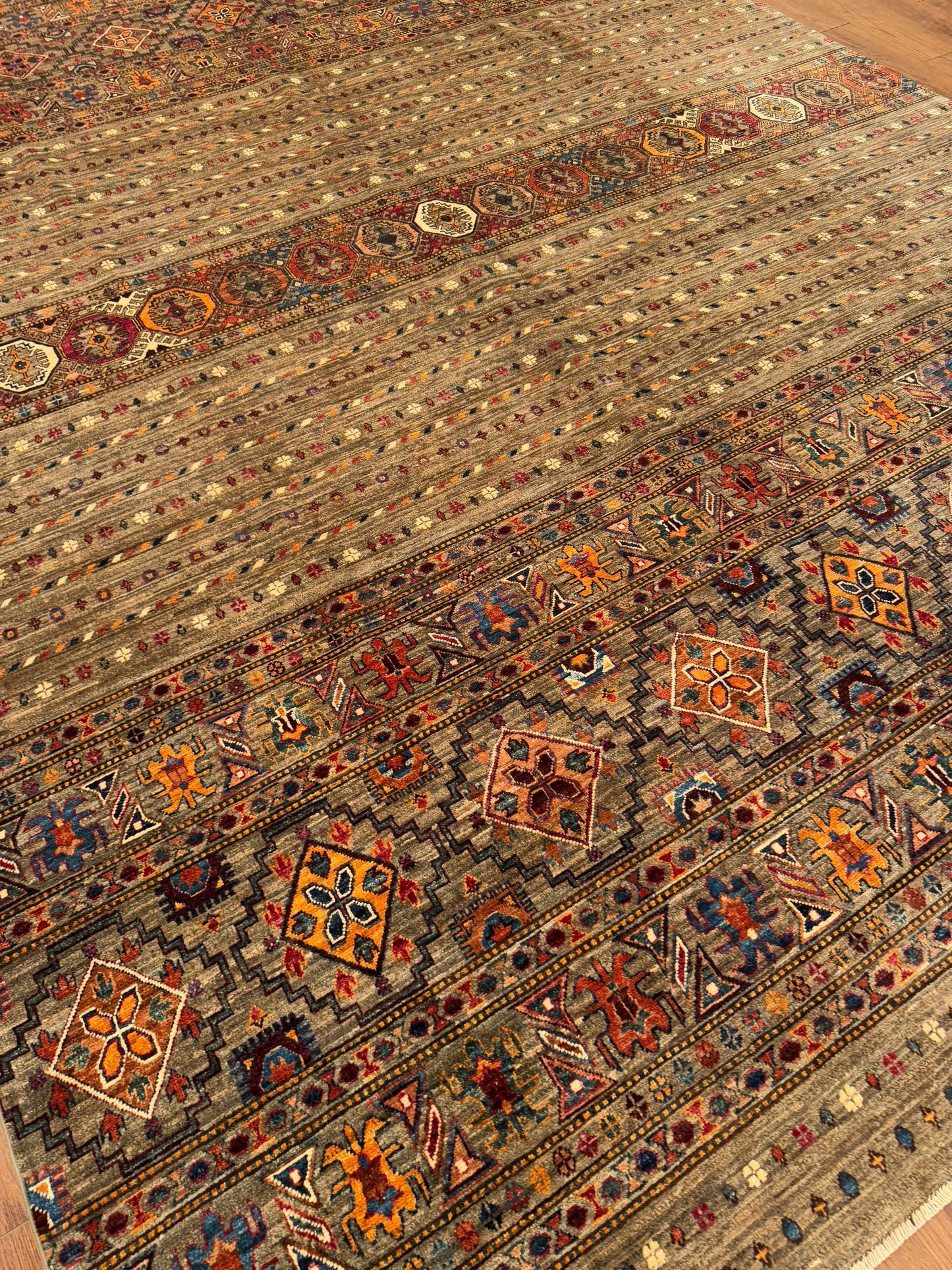 Tribal NJ2837 - 9.8 x 13.3