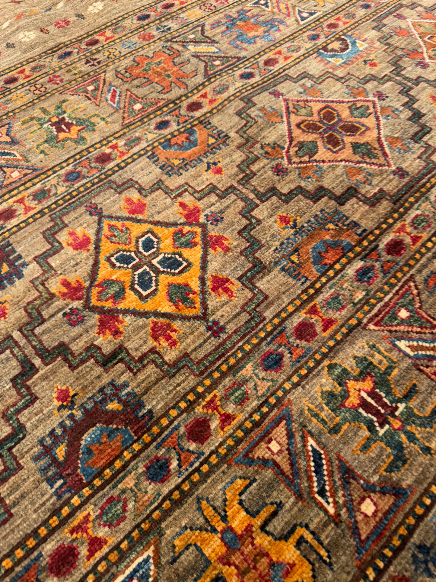 Tribal NJ2837 - 9.8 x 13.3