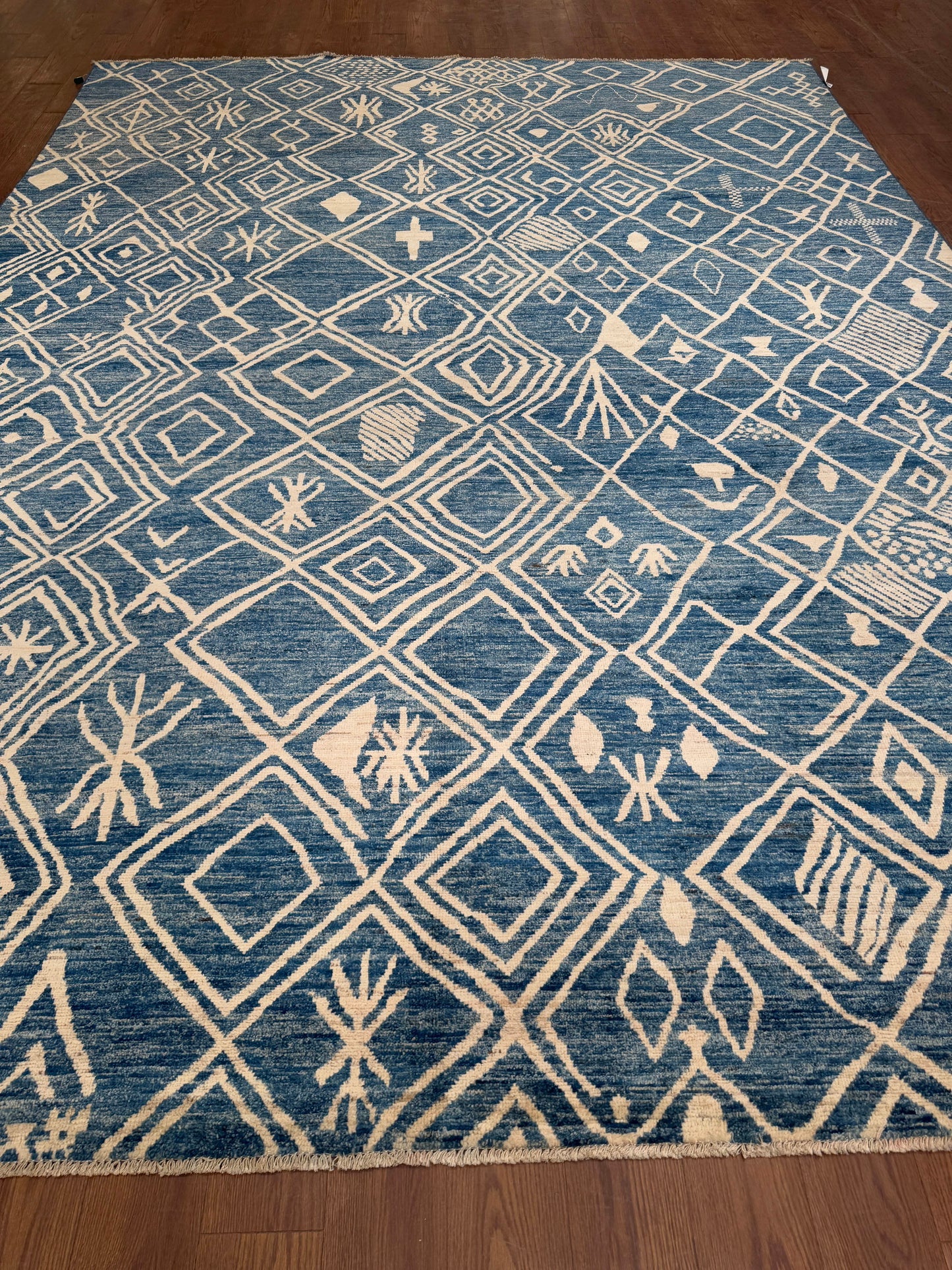 Moroccan NJ2964 - 10 x 13.8