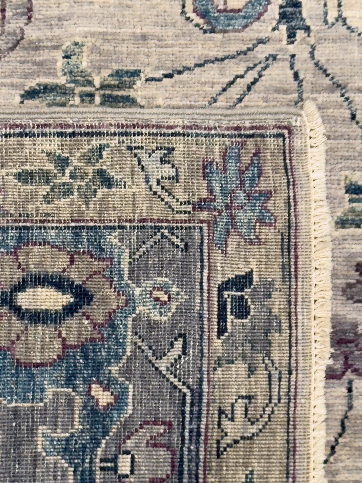 Tabriz NJ3744 - 8.11 x 11.8