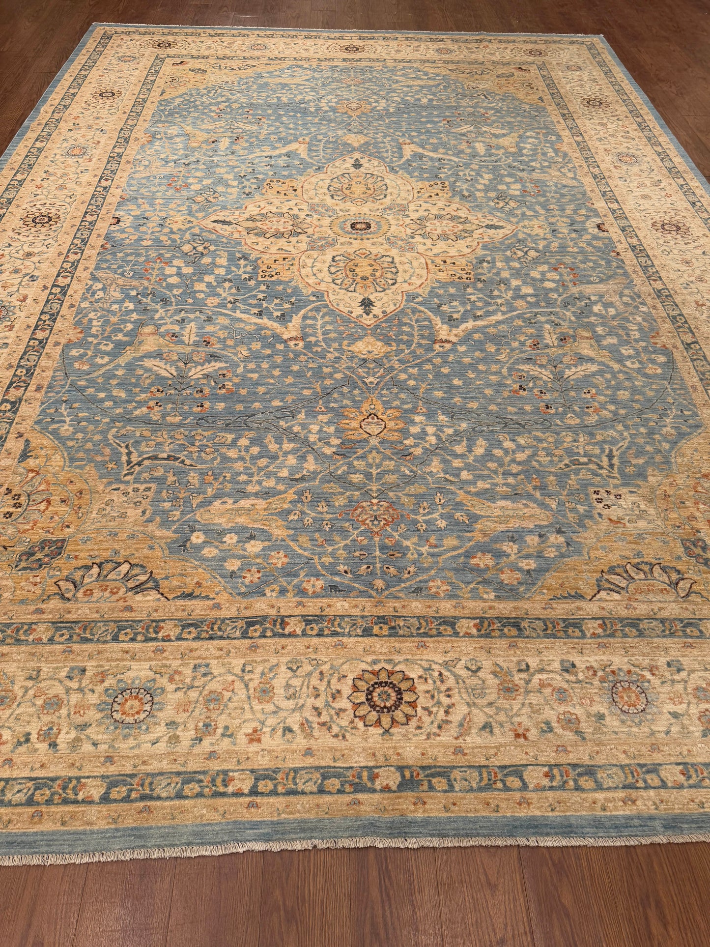 Sultanabad NJ3752 - 9.9 x 13.10