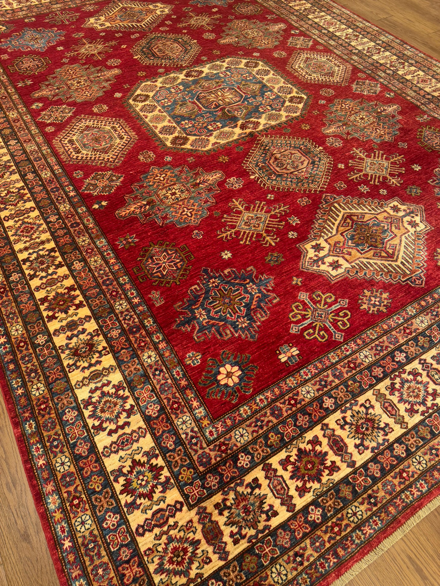 Kazak NJ3775 - 9.1 x 12.6