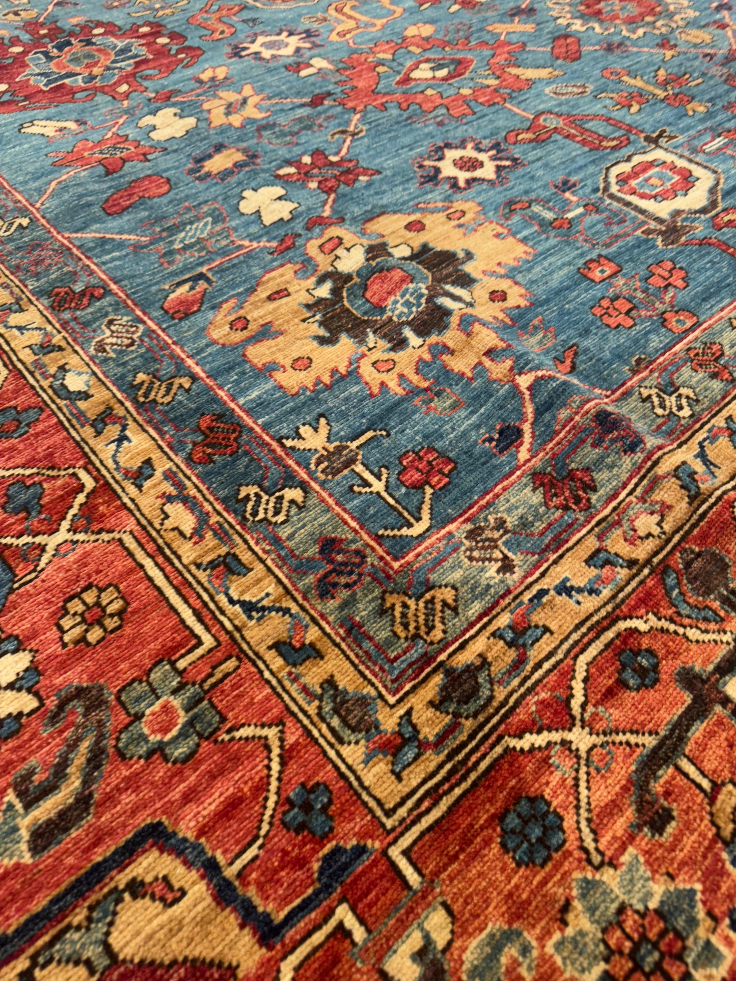 Ariana NJ3786 - 9.10 x 13.9