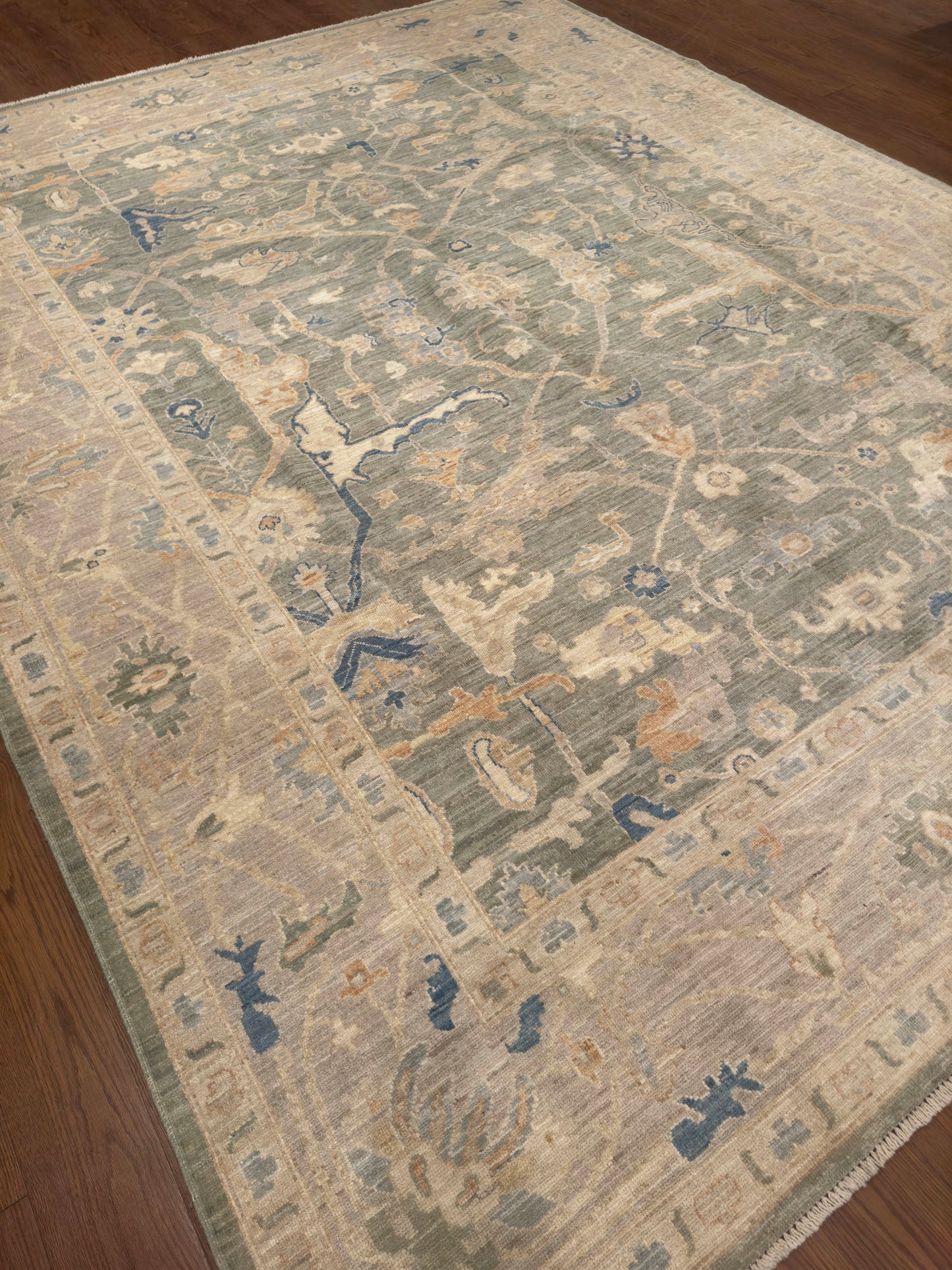 Oushak NJ3790 - 9 x 11.9