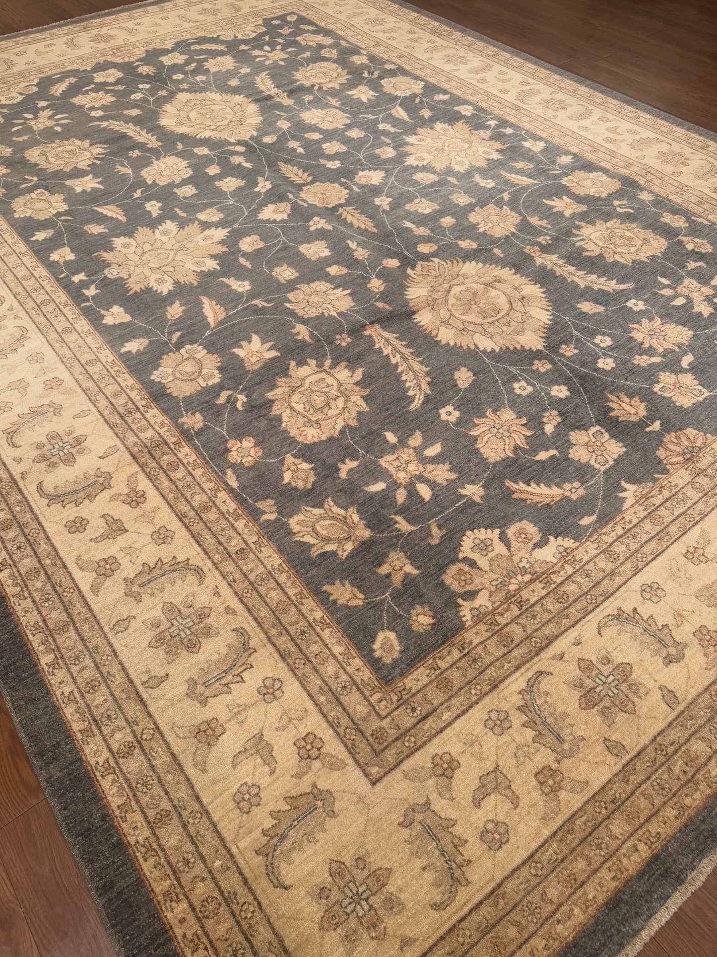 Oushak NJ3791 - 10 x 13.11