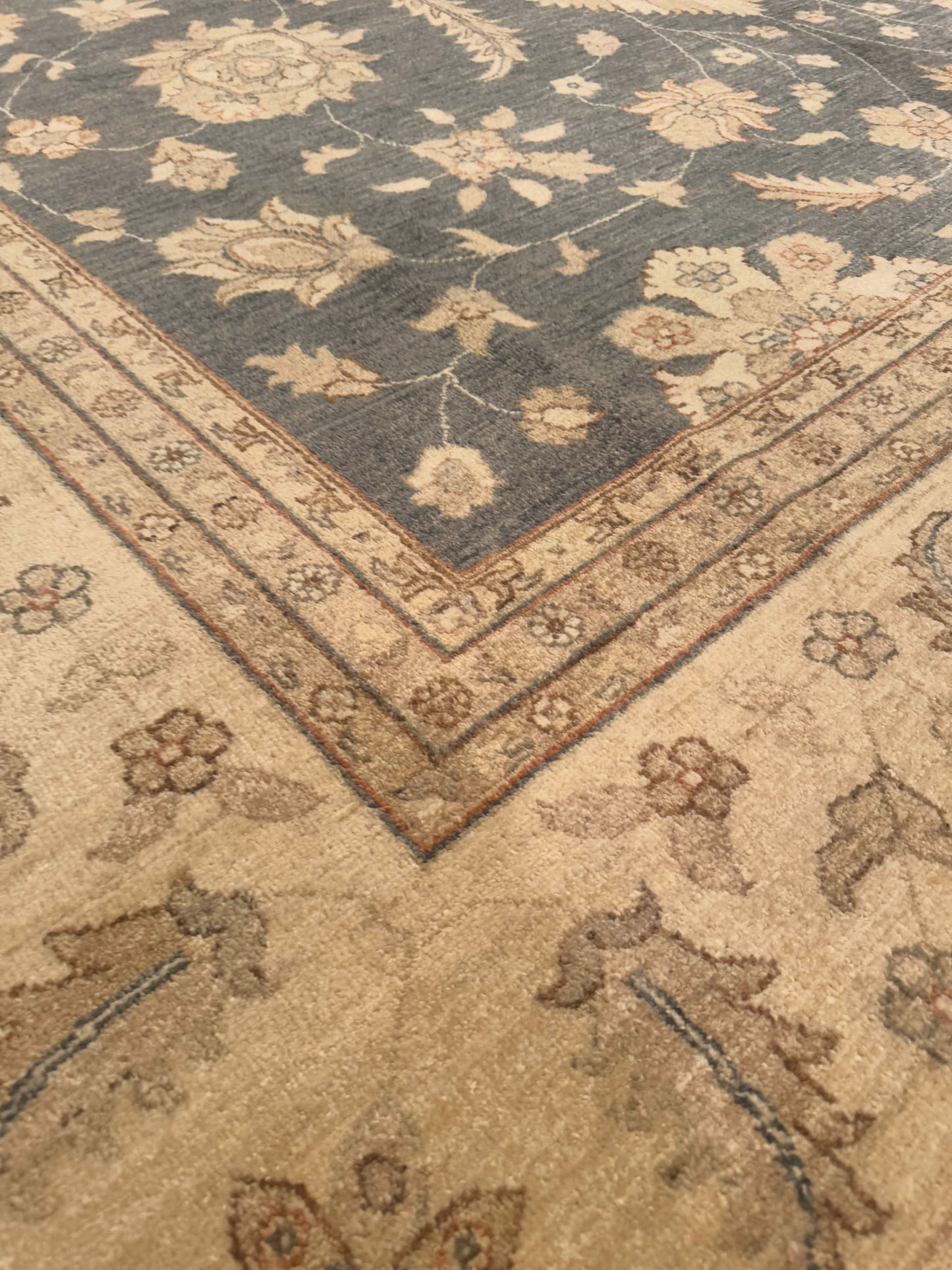 Oushak NJ3791 - 10 x 13.11